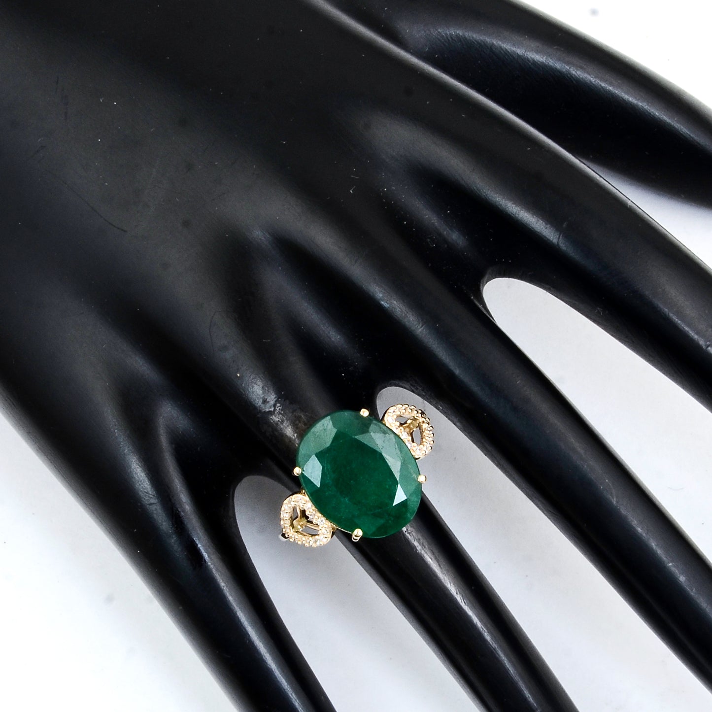 5.29 Ct Oval Natural Beryl Emerald 14K Gold Ring