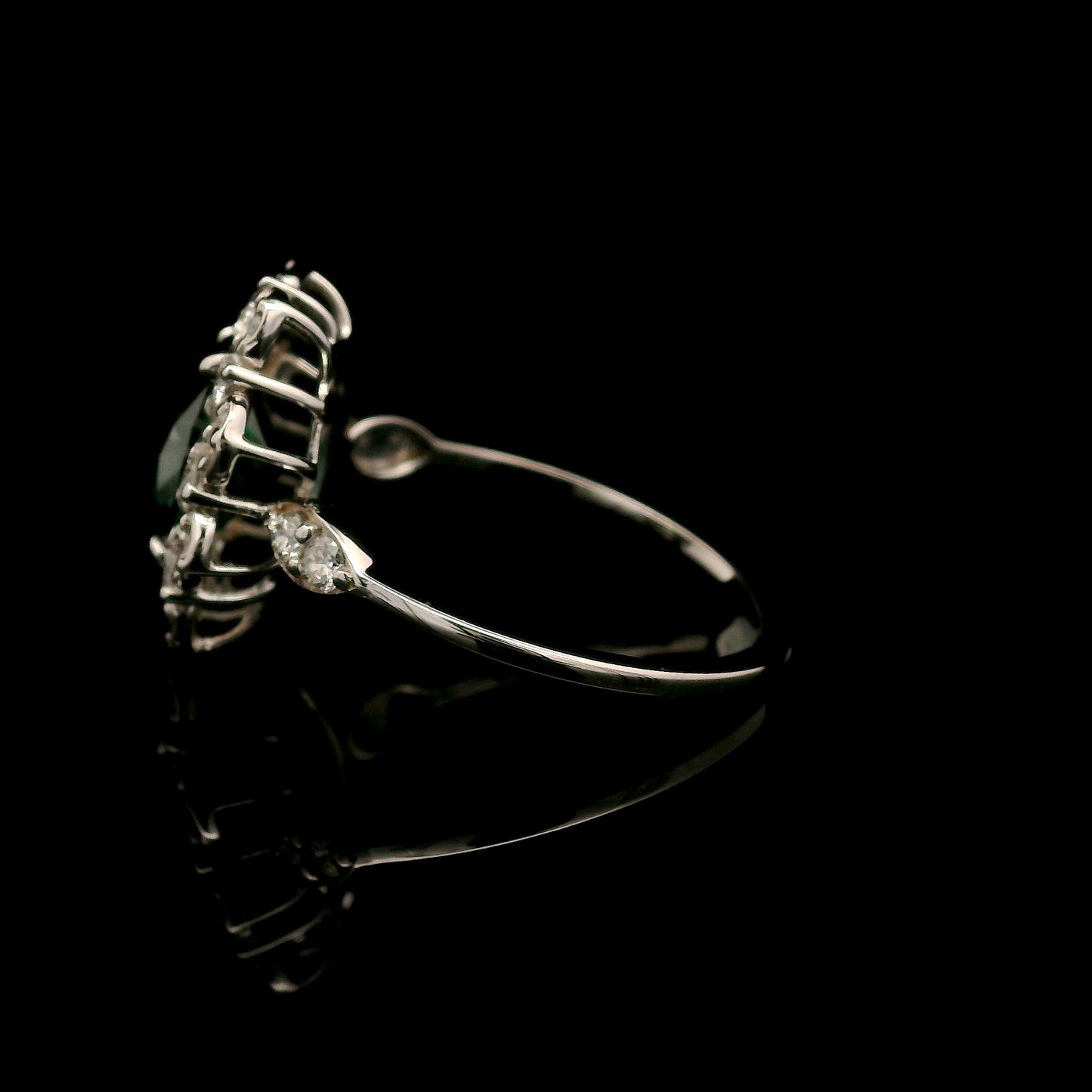 2.12 Carats Green Lab Grown Diamond 14K Gold Ring