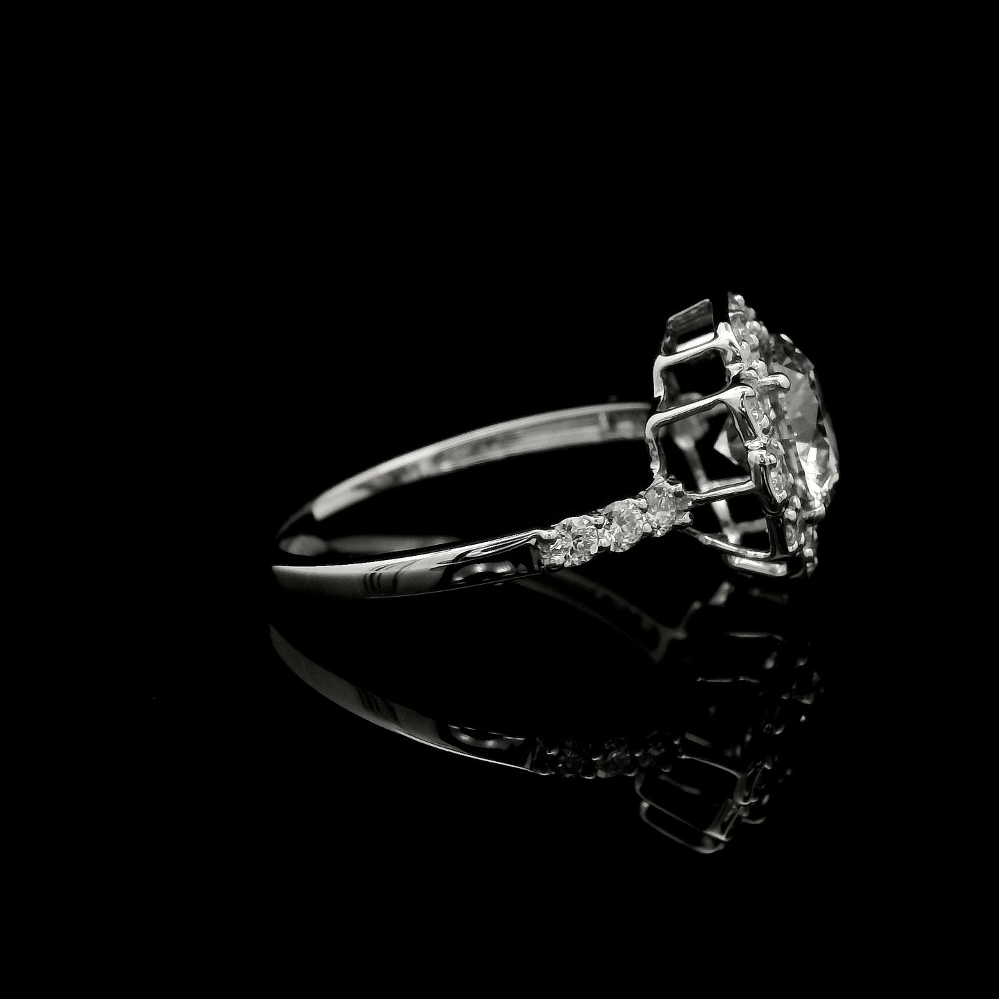 2.12 Carats Lab Grown Diamond 14K Gold Ring
