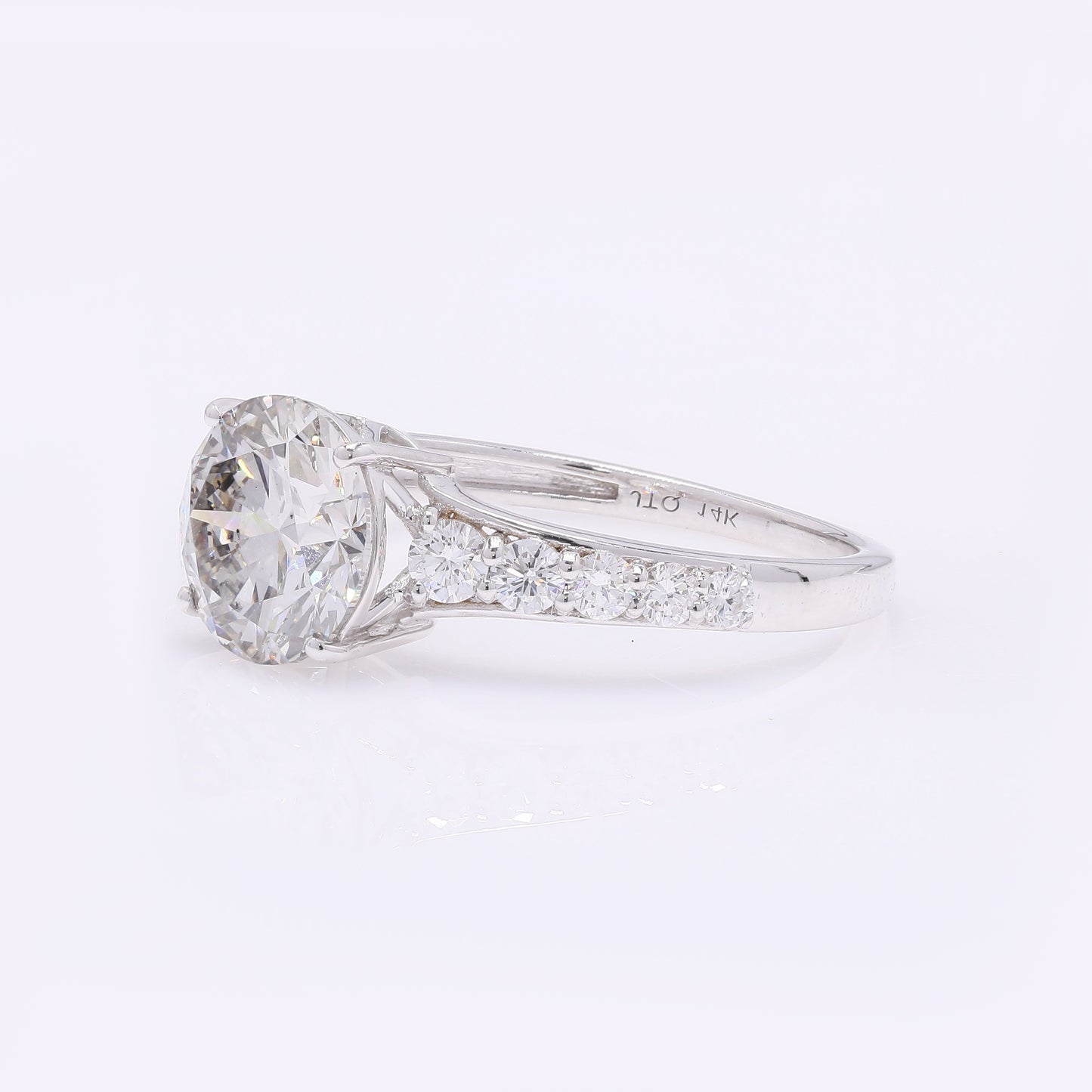 2.44 Carats Lab Grown Diamond 14K Gold Ring