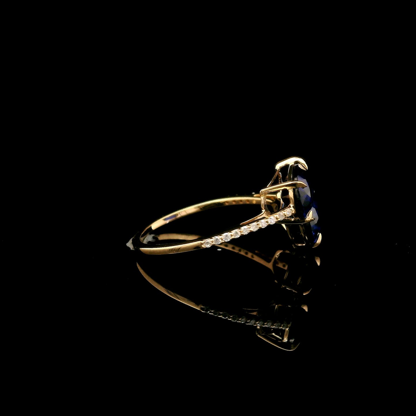3.30 Ct Oval Mixed Cut Lab Grown Sapphire 14K Gold Ring