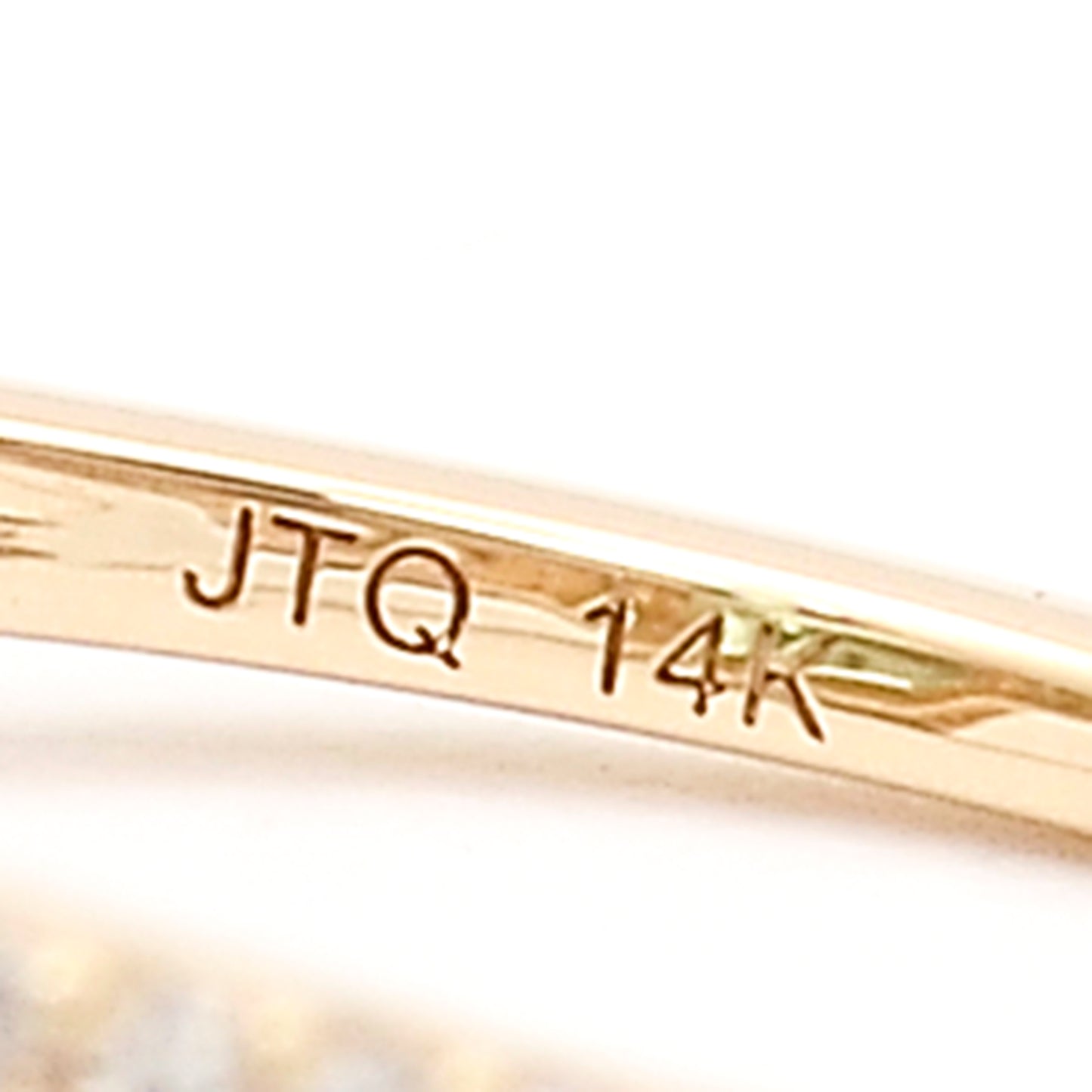 2.30 Ct Octagon Natural Eridot 14K Gold Ring