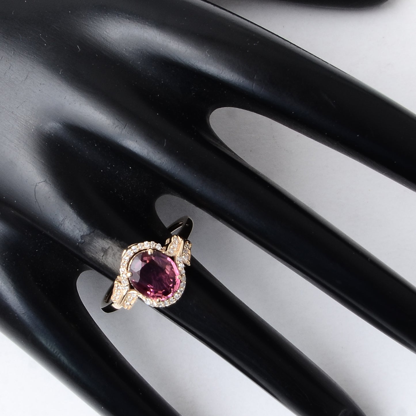 1.64 Ct Oval Mixed Cut Natural Tourmaline 14K Gold Ring