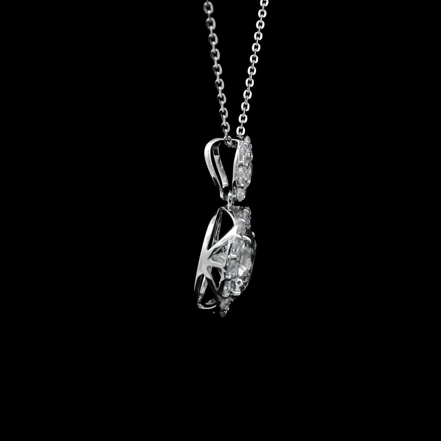 2.29 Carats Lab Grown Diamond 14K Gold Pendant