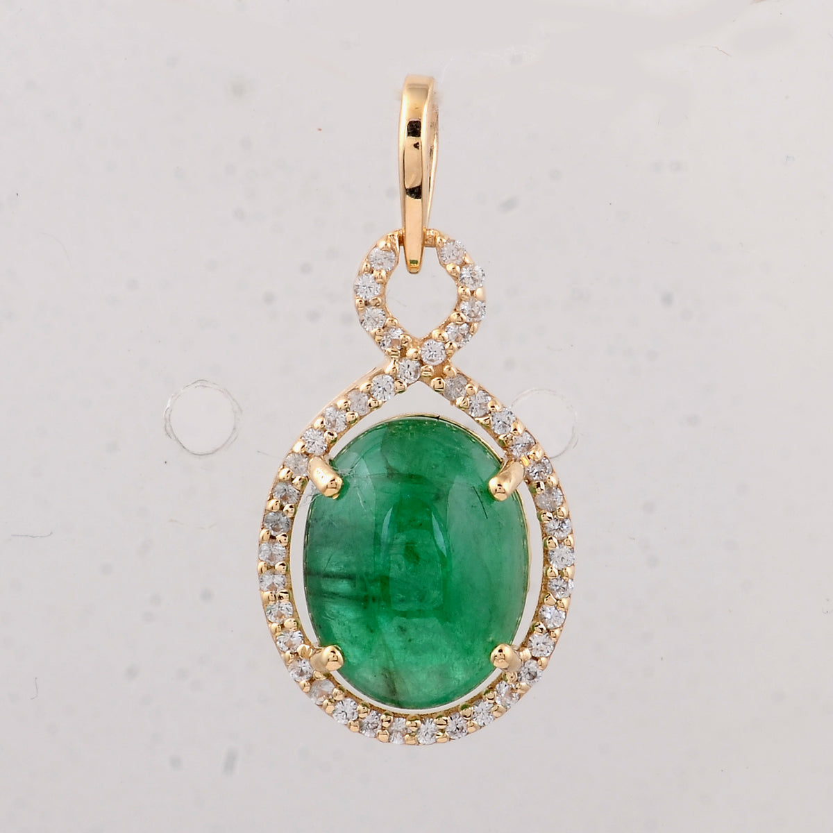 2.95 Ct Oval Emerald 9K Gold Pendant