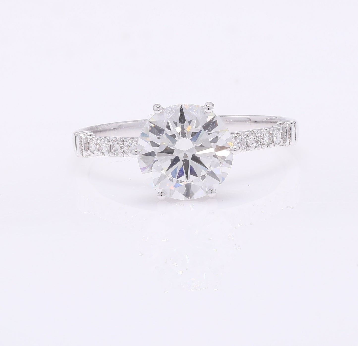 2.20 Carats Lab Grown Diamond 14K Gold Ring