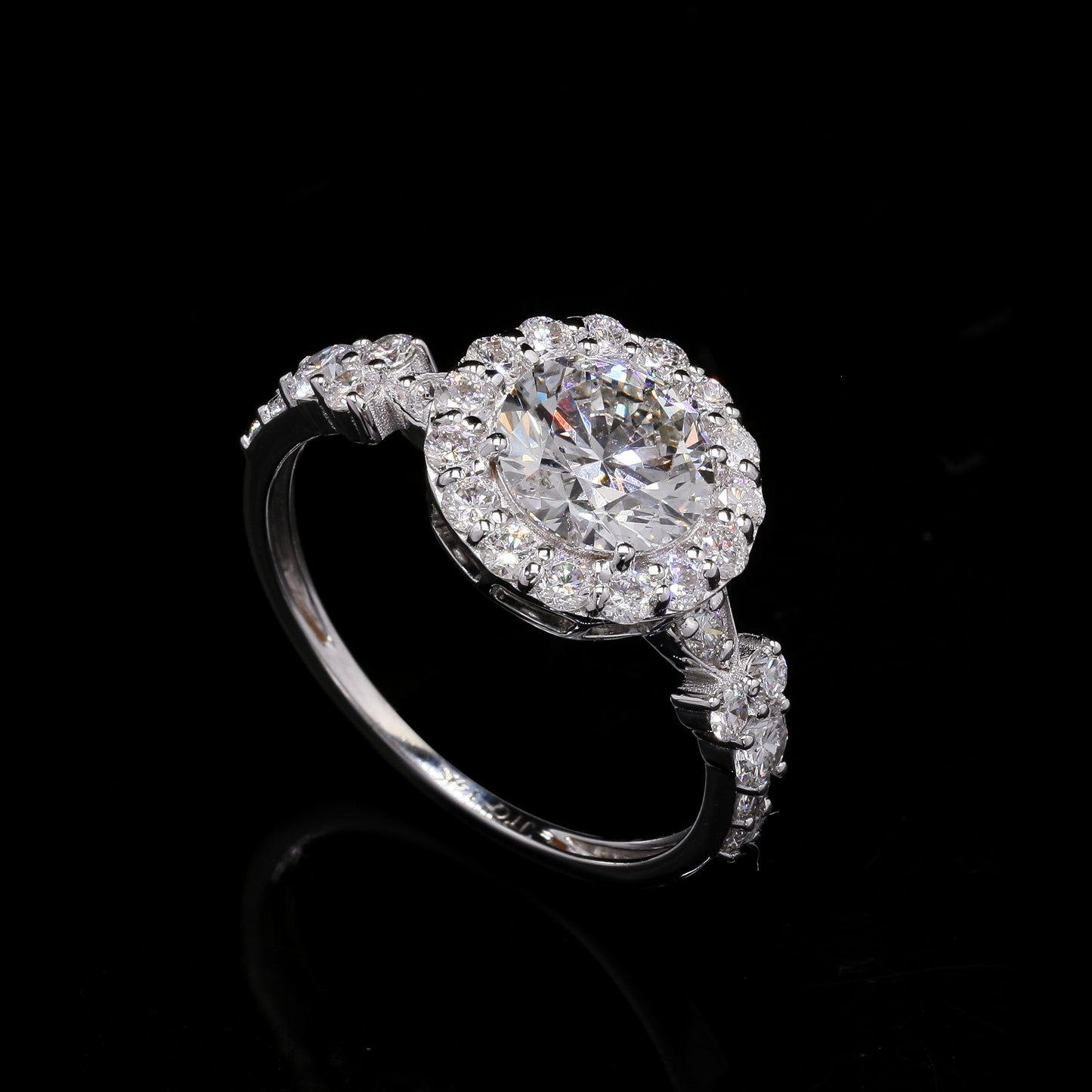 2.17 Carats Lab Grown Diamond 14K Gold Ring