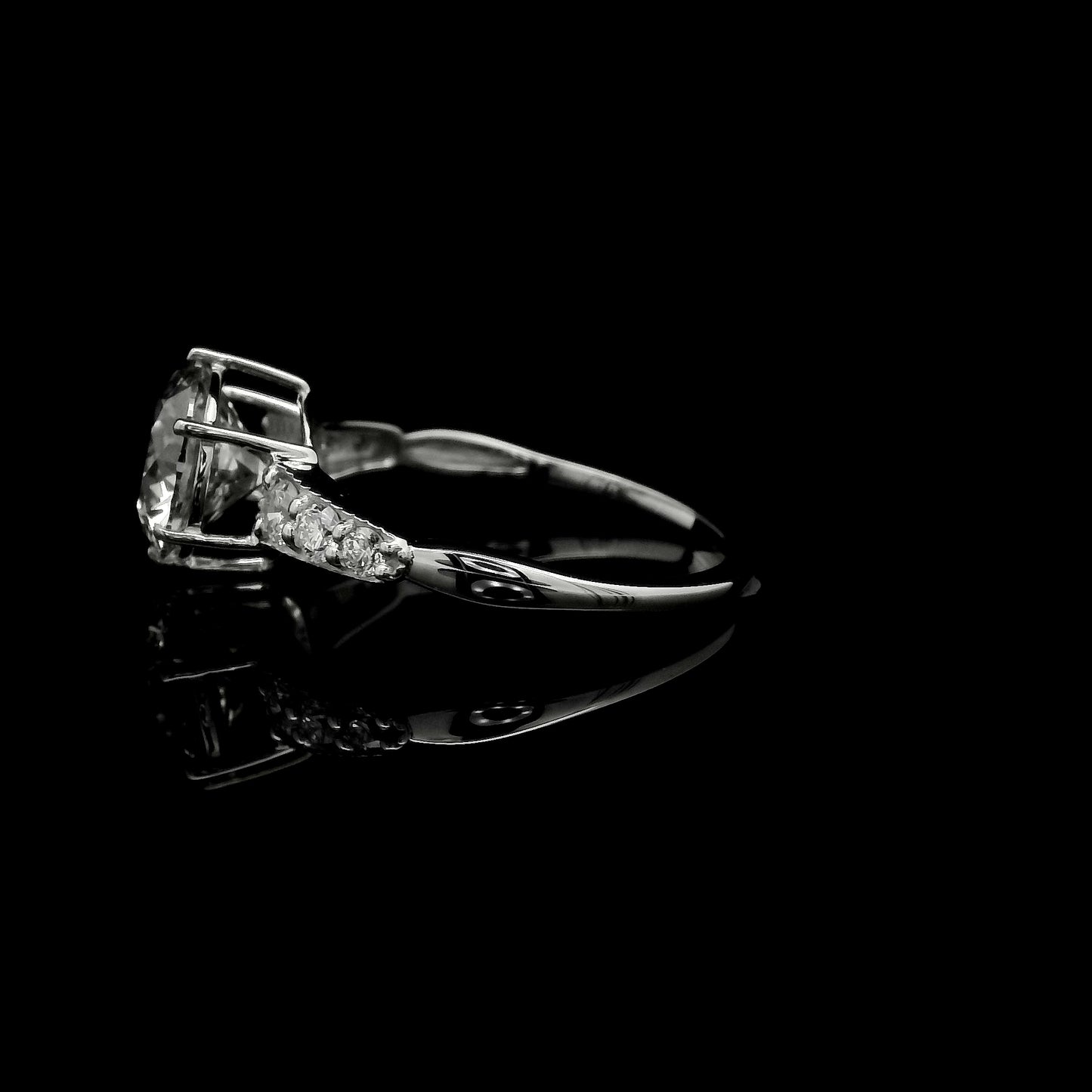 2.32 Carats Lab Grown Diamond 14K Gold Ring