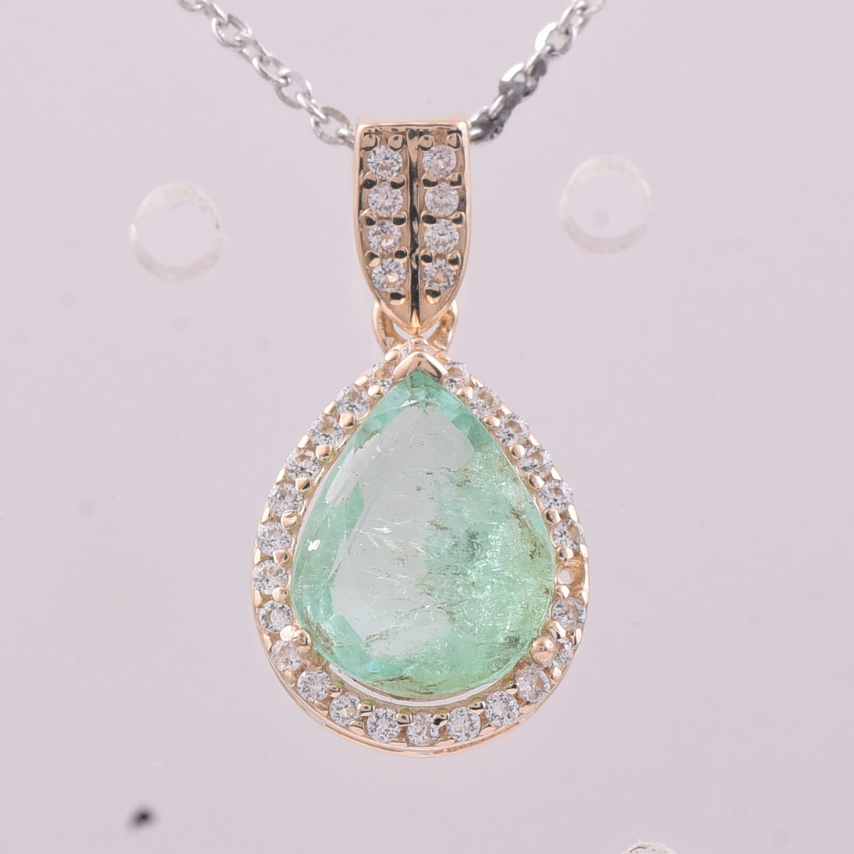 1.58 Ct Pear Emerald 9K Gold Pendant