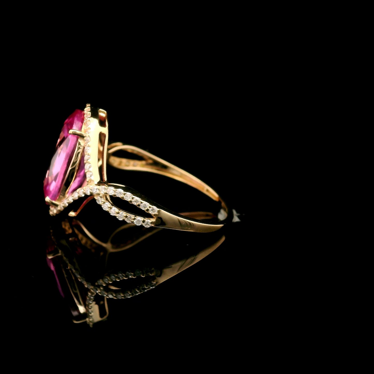 5.61 Ct Oval Mixed Cut Lab Grown Pink Sapphire 14K Gold Ring