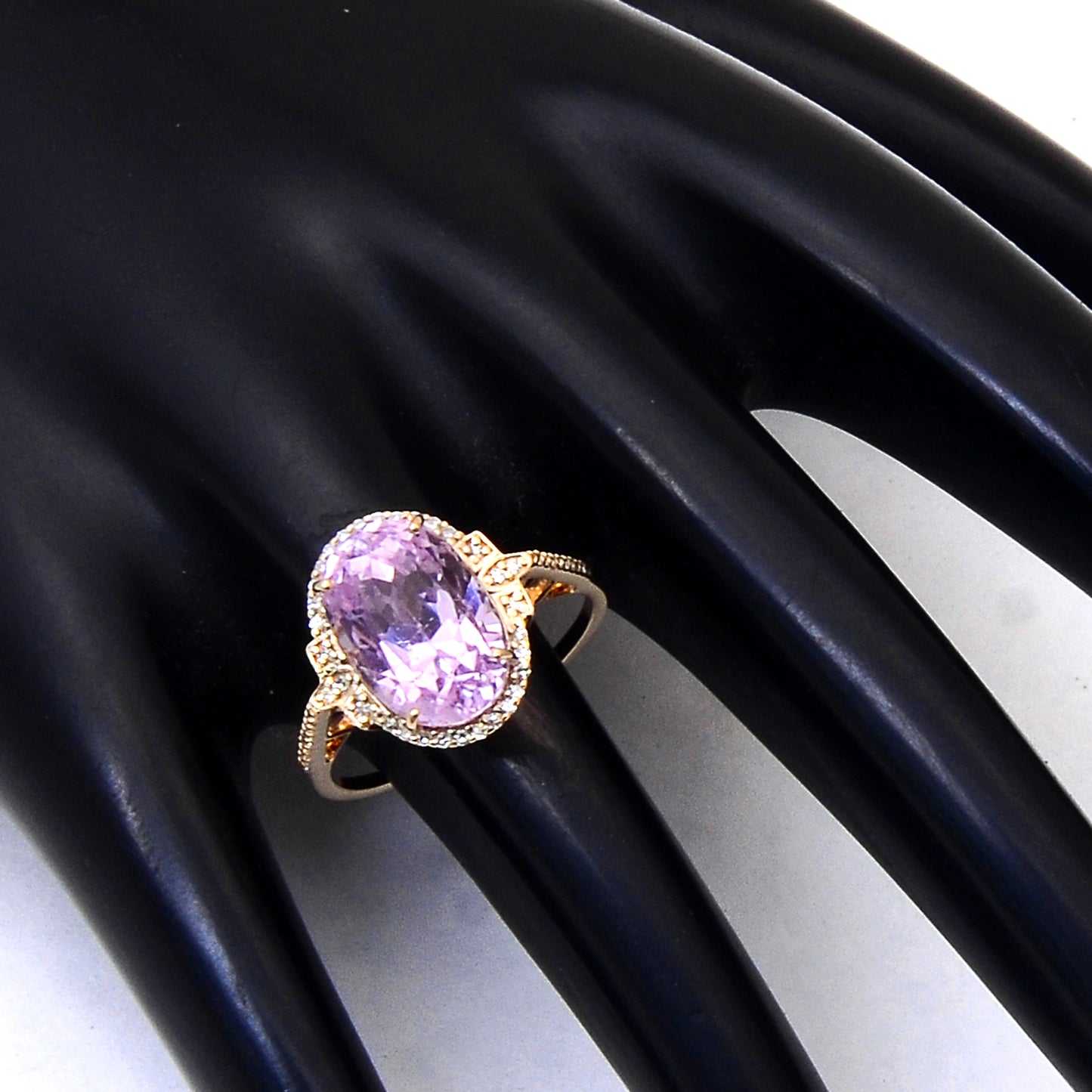 6.48 Ct Oval Mixed Cut Natural Kunzite 14K Gold Ring