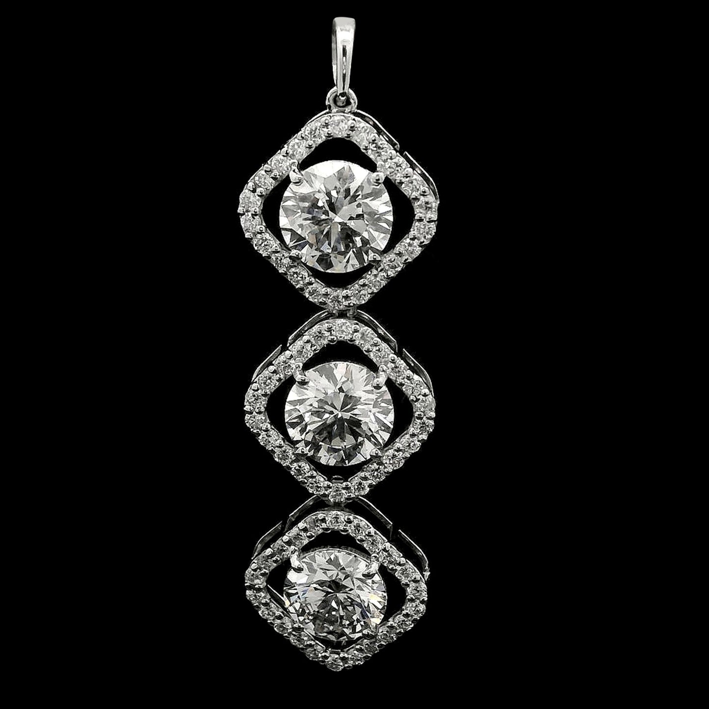 5.41 Carats Lab Grown Diamond 14K Gold Pendant