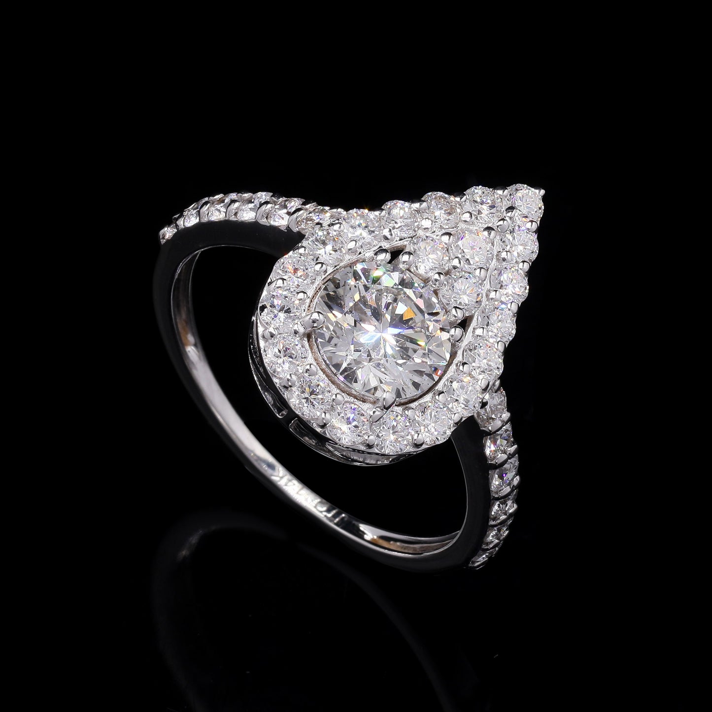 2.07 Carats Lab Grown Diamond 14K Gold Ring