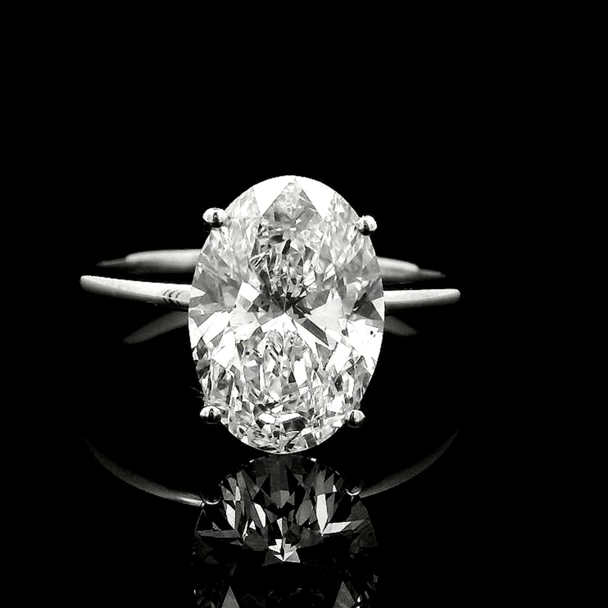 3.18 Carats Lab Grown Diamond 14K Gold Ring