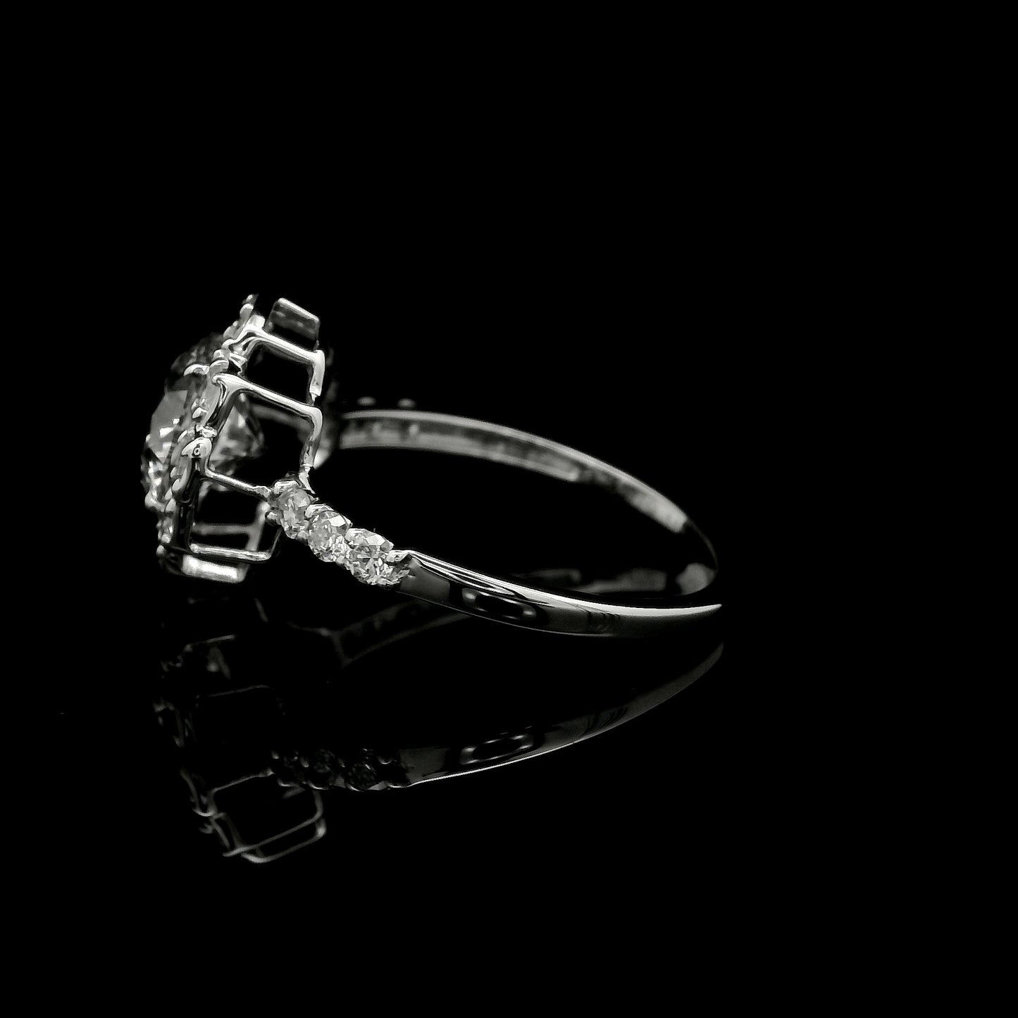 2.12 Carats Lab Grown Diamond 14K Gold Ring