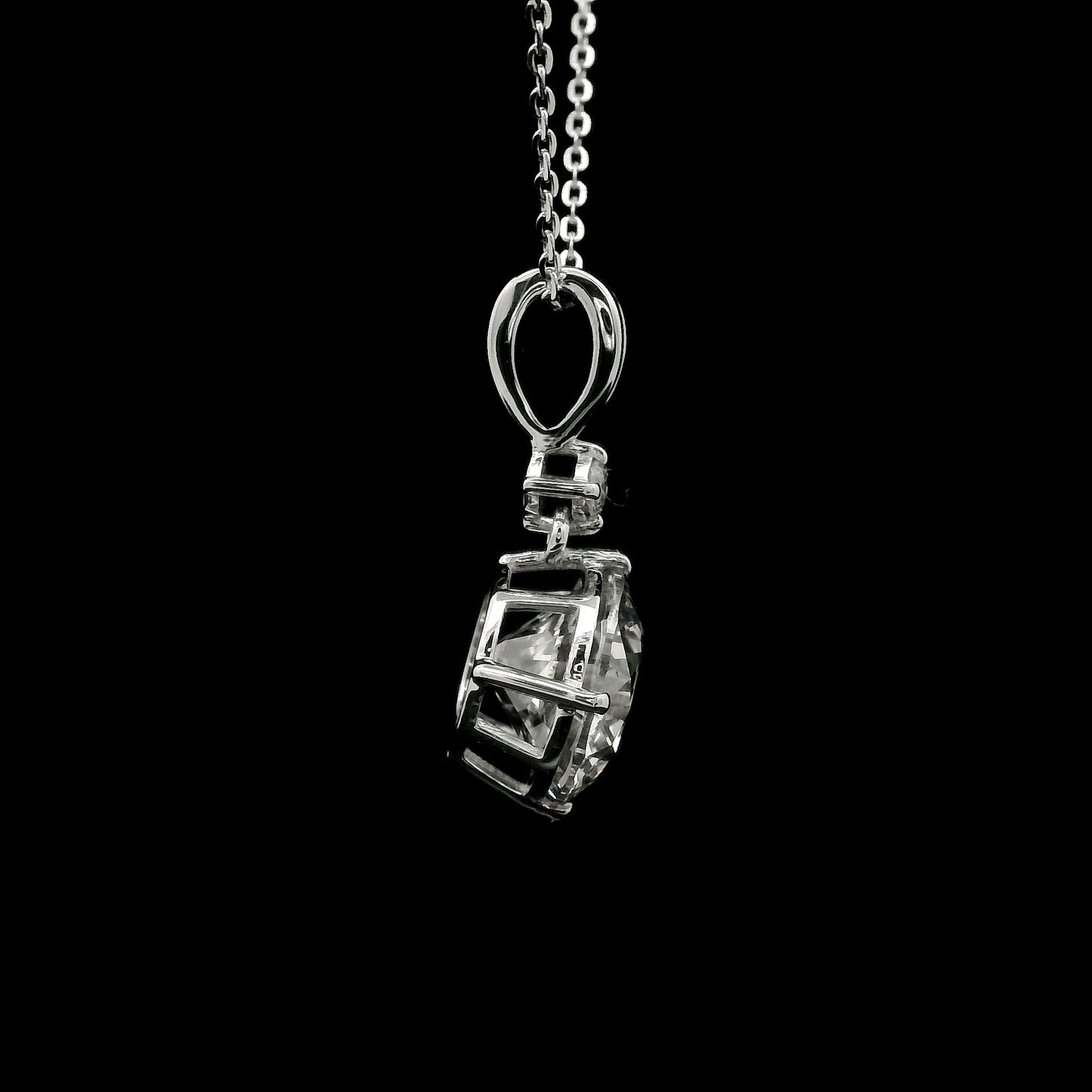 2.74 Carats Lab Grown Diamond 14K Gold Pendant