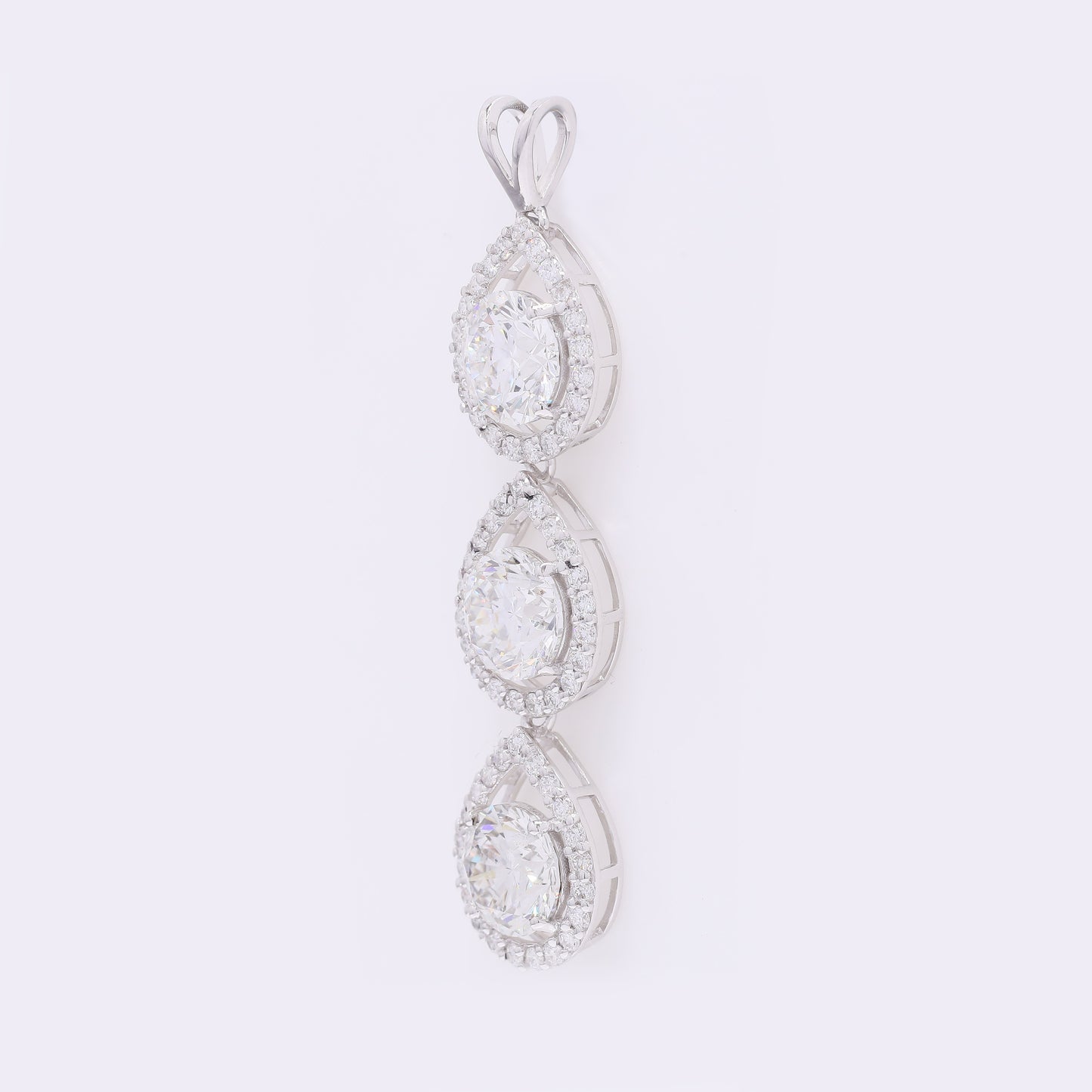 5.48 Carats Lab Grown Diamond 14K Gold Pendant