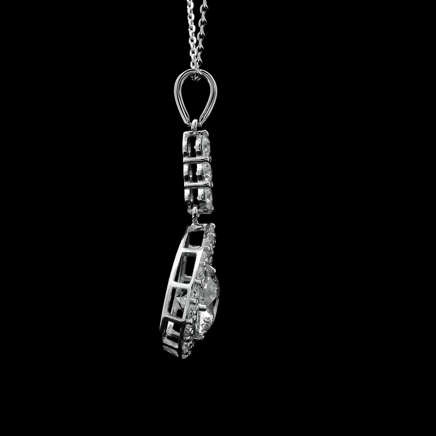 2.22 Carats Lab Grown Diamond 14K Gold Pendant