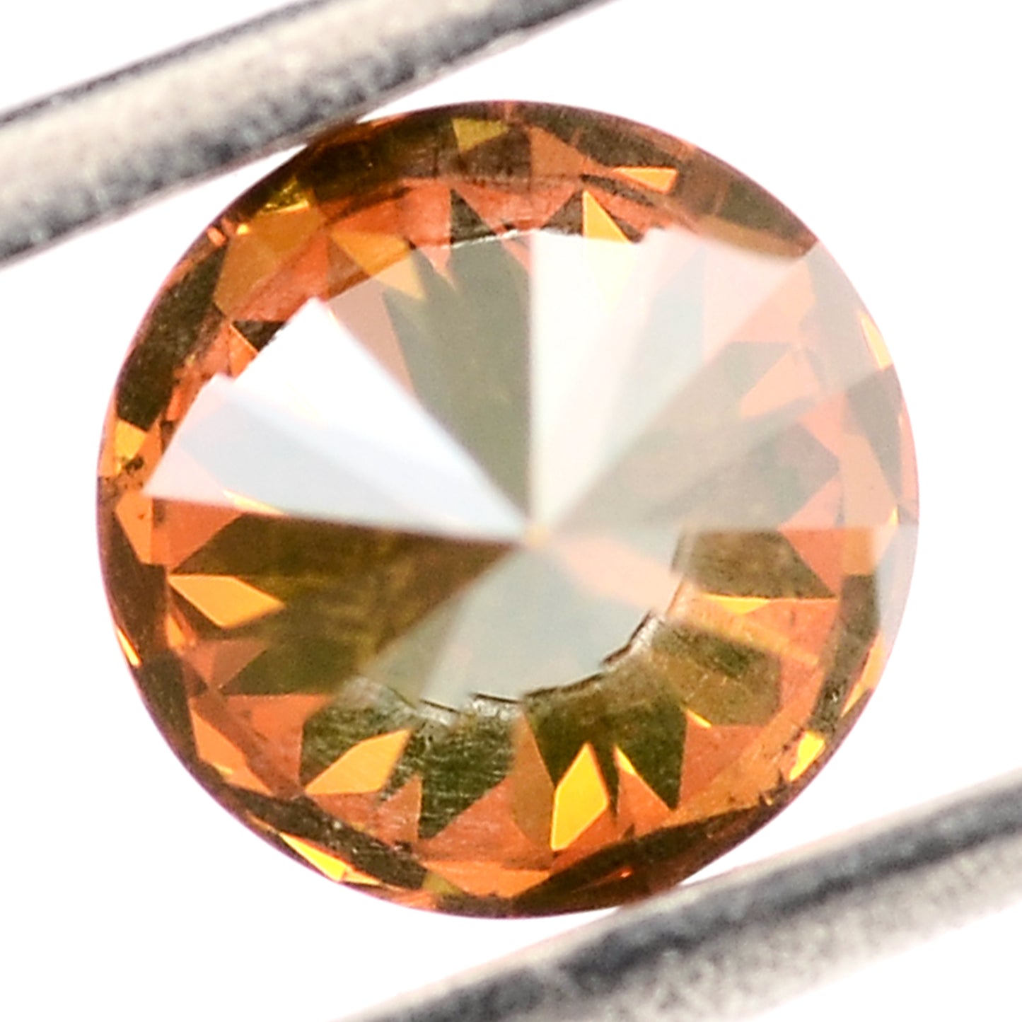 0.90 Red Diamond Round Loose Gemstone