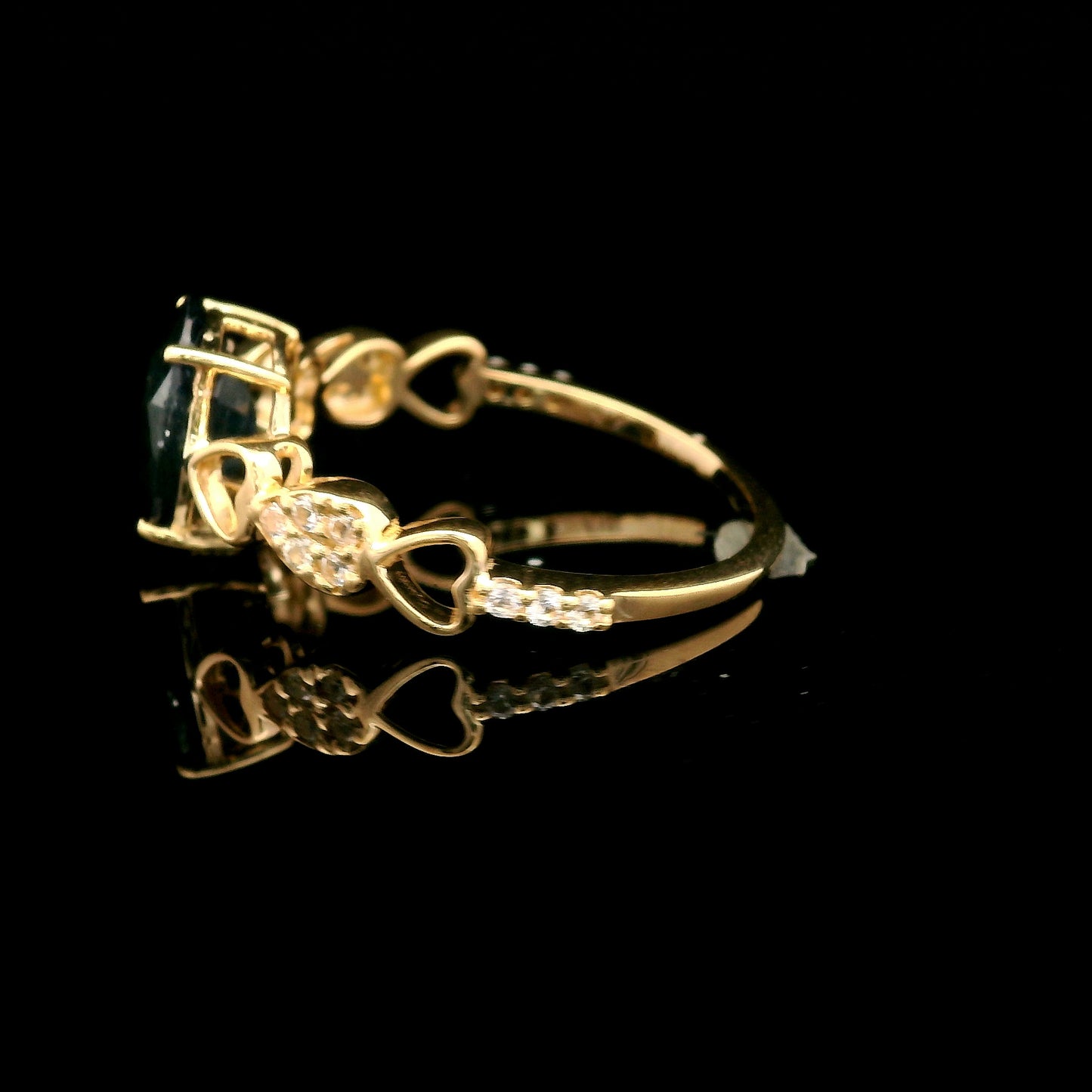 2.18 Ct Oval Mixed Cut Natural Corundum Sapphire 14K Gold Ring