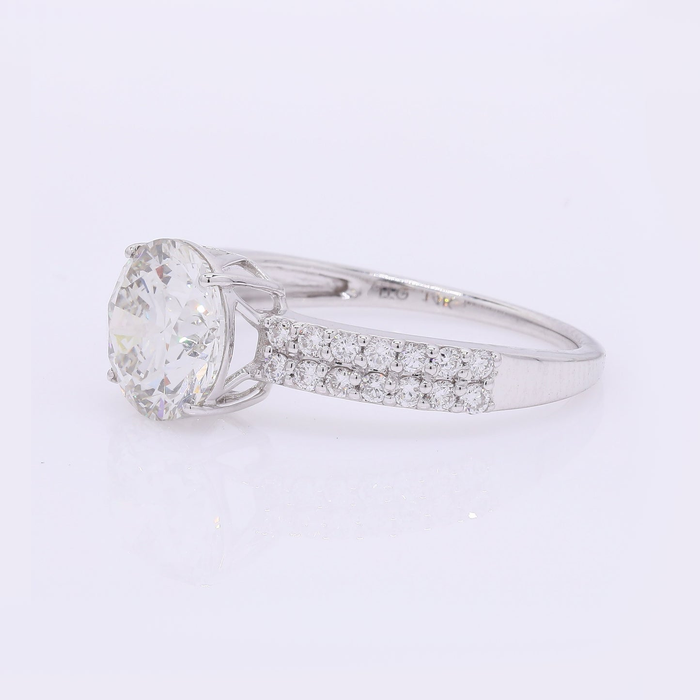2.43 Carats Lab Grown Diamond 14K Gold Ring