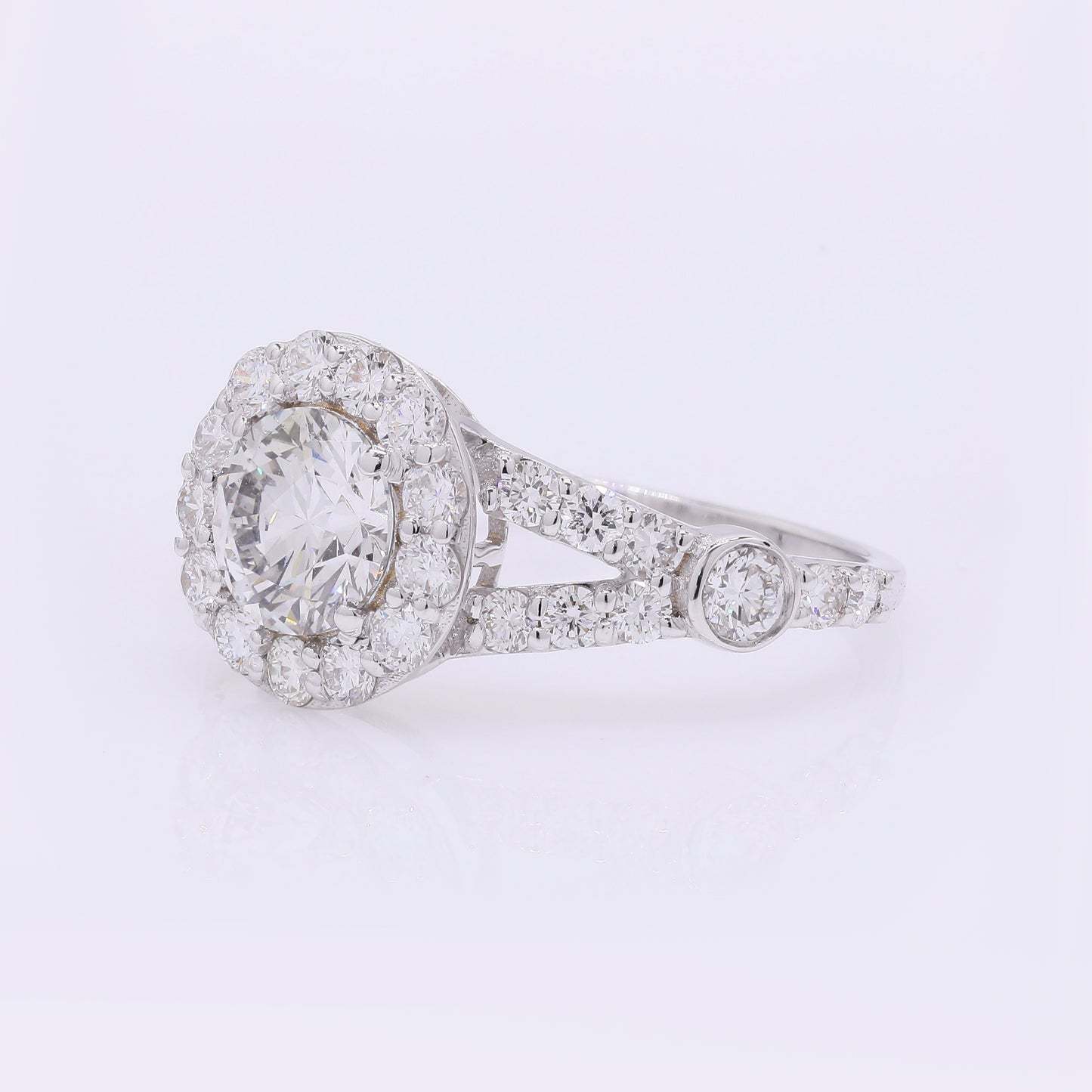 2.07 Carats Lab Grown Diamond 14K Gold Ring