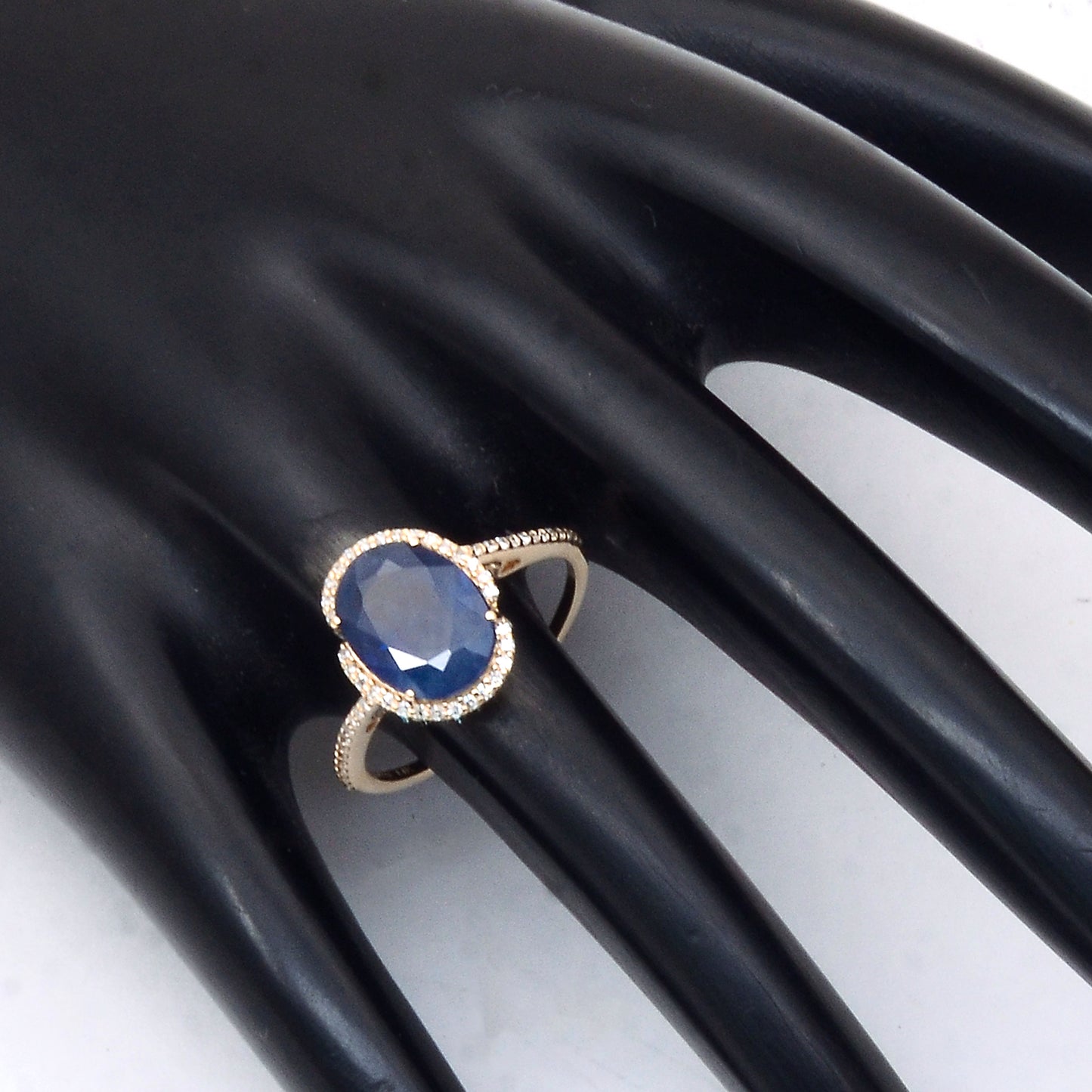 3.45 Ct Oval Mixed Cut Natural Sapphire 14K Gold Ring