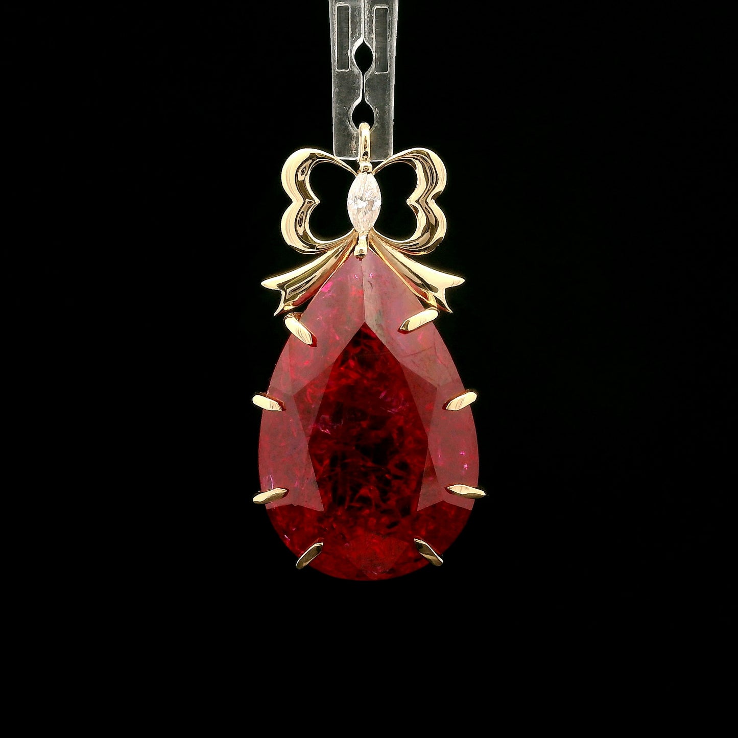17.22 Ct Pear Mixed Cut Lab Grown Ruby 14K Gold Pendant