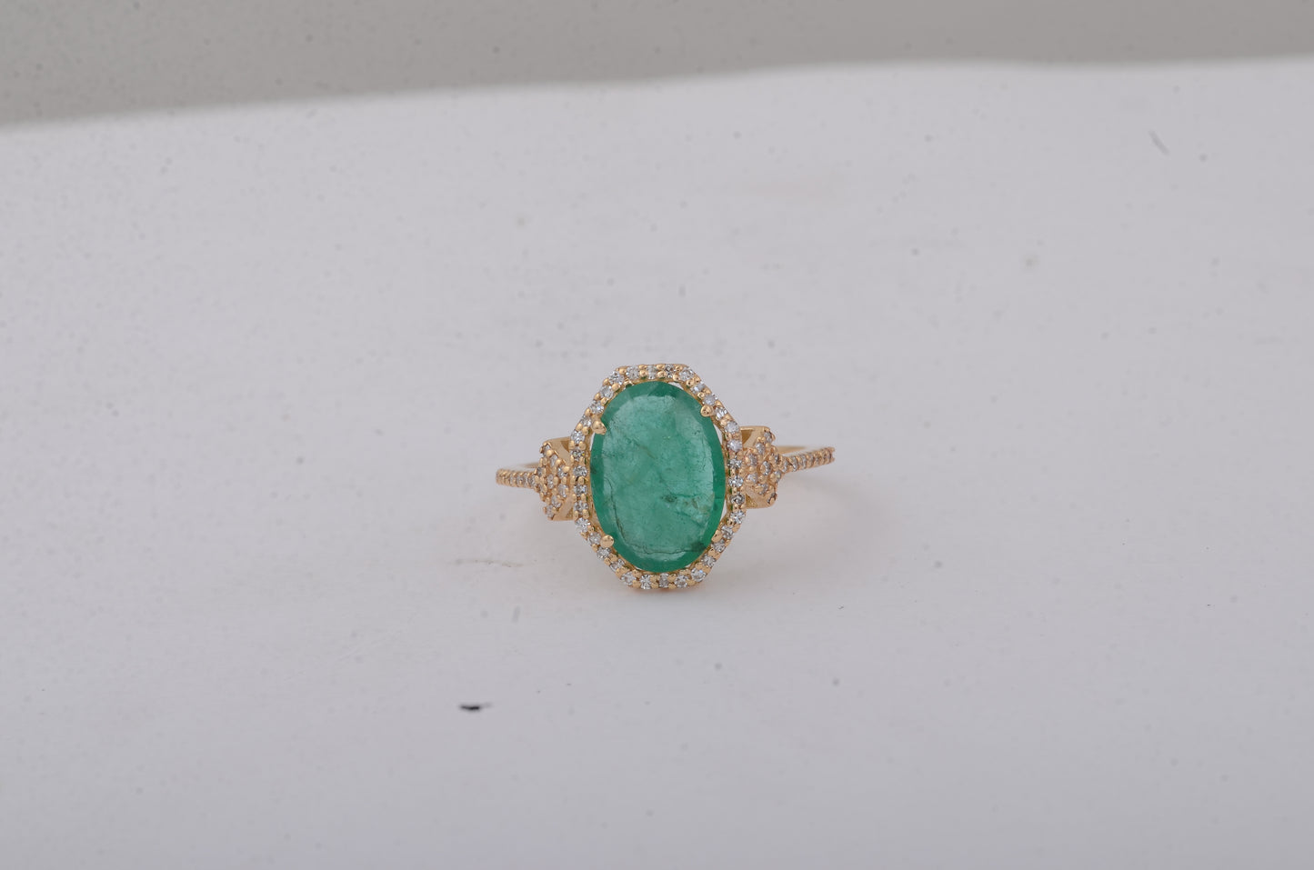 2.46 Ct Oval Natural Emerald 14K Gold Ring