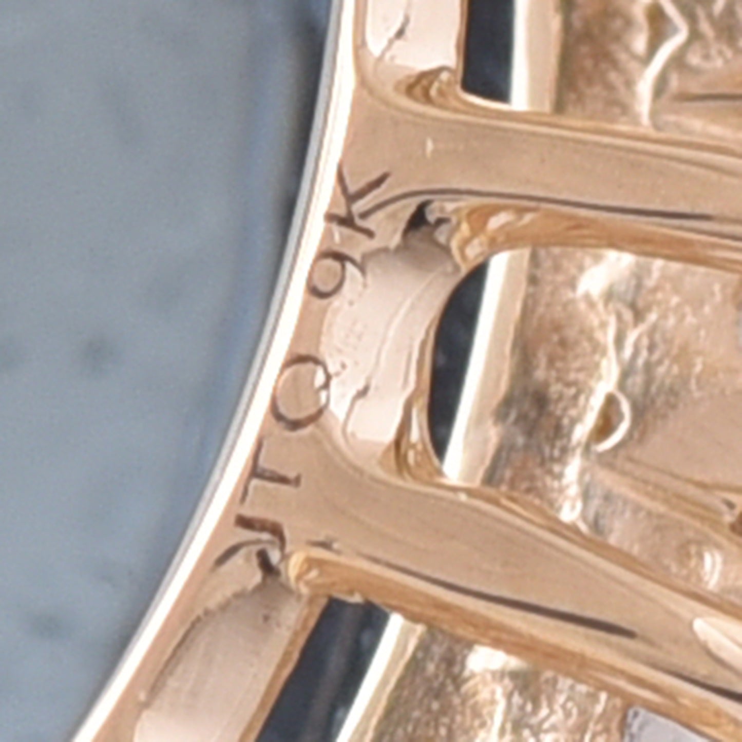 9.22 Ct Oval Tourmaline 9K Gold Pendant