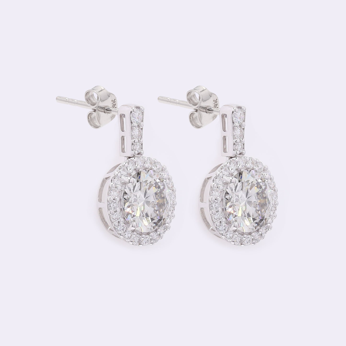 3.81 Carats Lab Grown Diamond 14K Gold Earrings