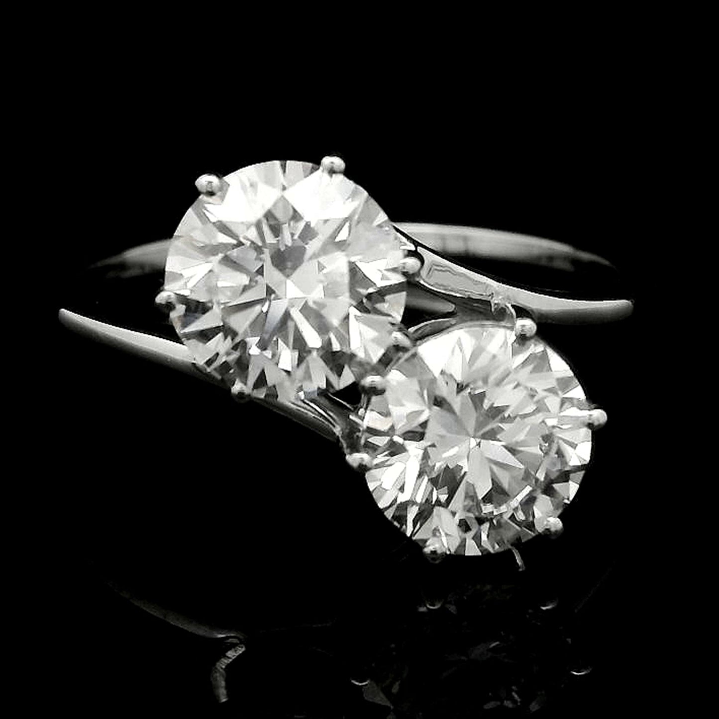 2.29 Carats Lab Grown Diamond 14K Gold Ring