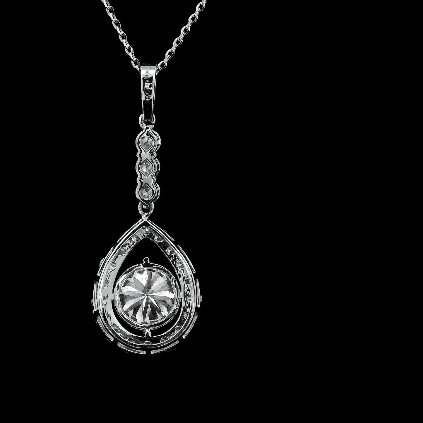 2.22 Carats Lab Grown Diamond 14K Gold Pendant