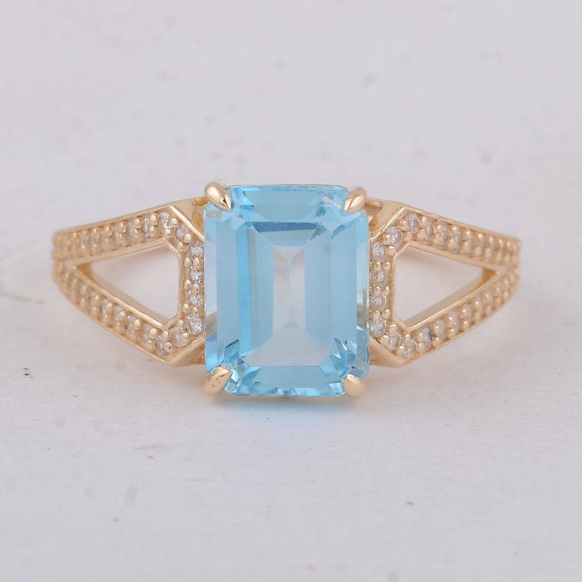 3.04 Ct Octagon Blue Topaz 9K Gold Ring