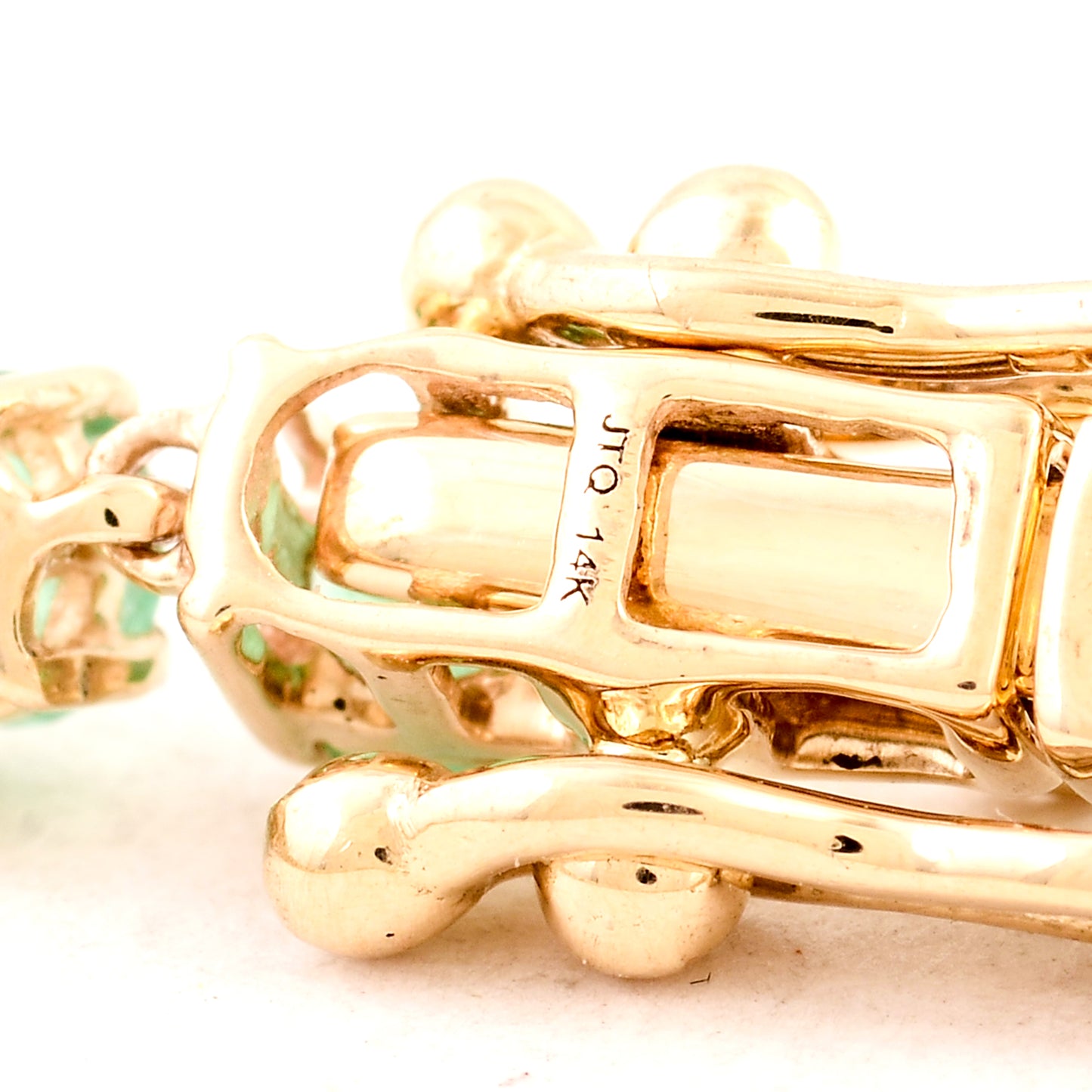 5.68 Ct Pear Emerald 14K Gold Braclet
