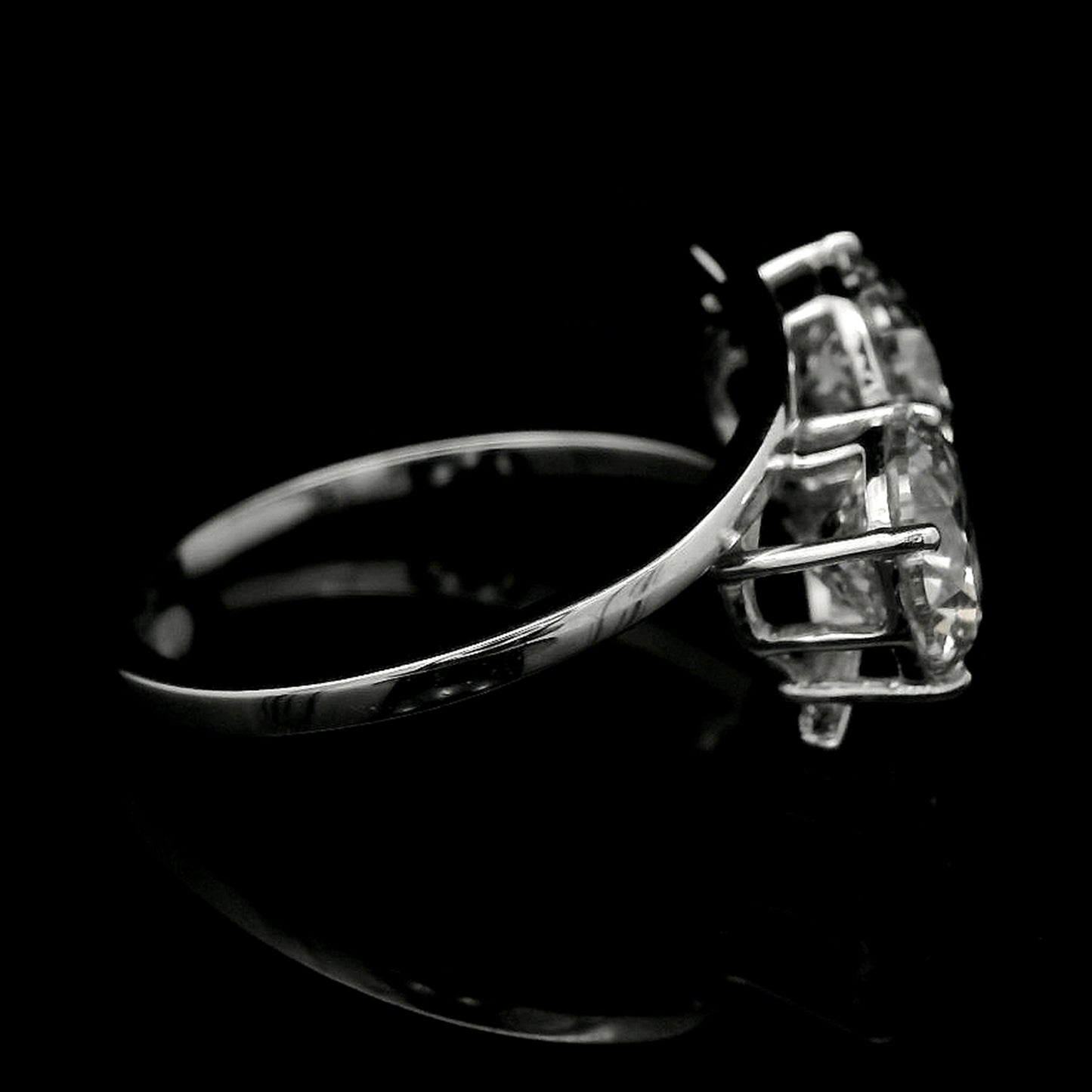 2.60 Carats Lab Grown Diamond 14K Gold Ring