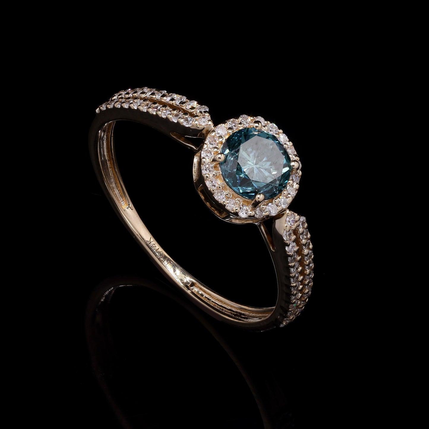 0.80 Ct Round Blue Diamond 14K Gold Ring