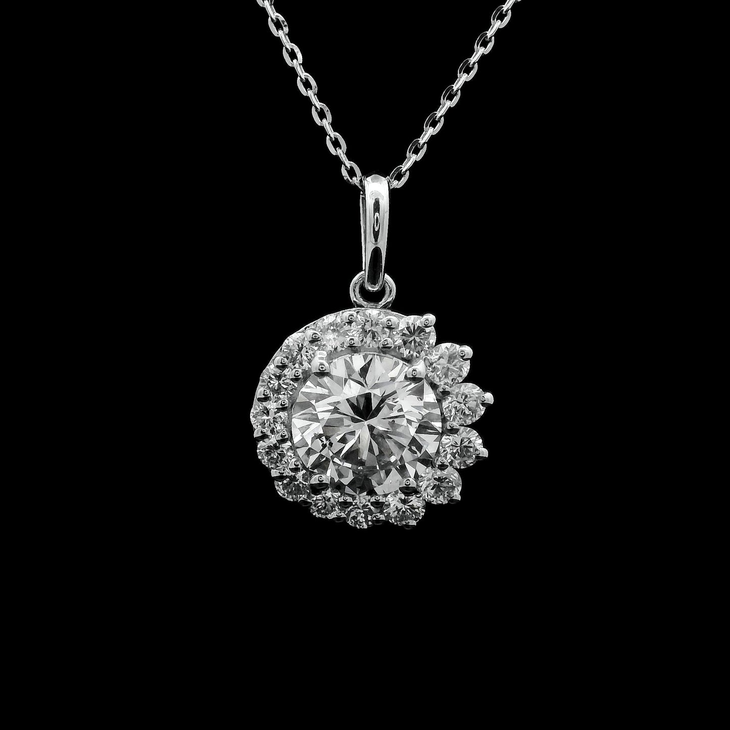 2.19 Carats Lab Grown Diamond 14K Gold Pendant