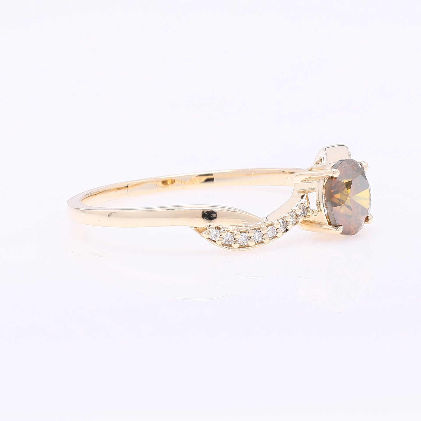 0.68 Ct Round Red Diamond 14K Gold Ring