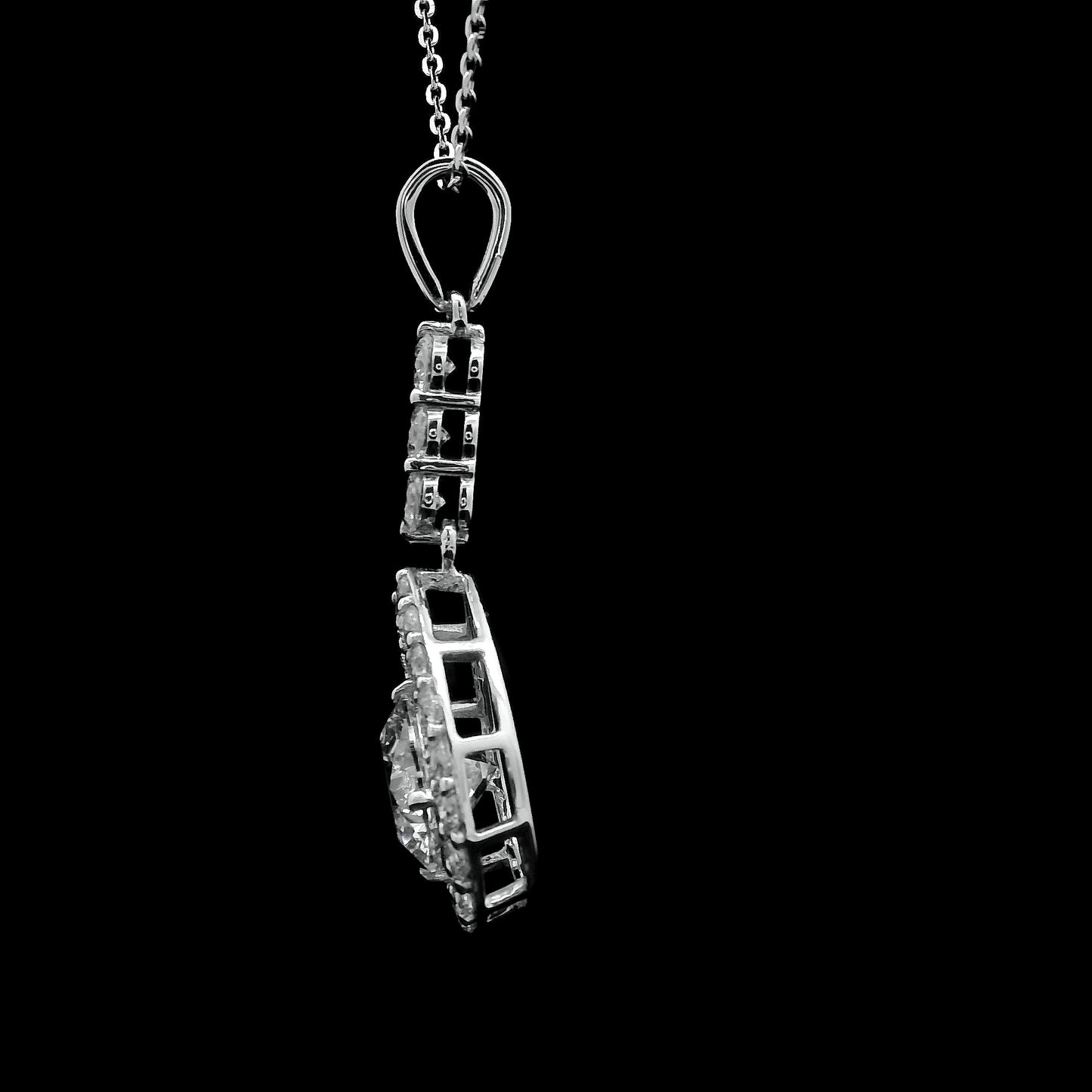 2.22 Carats Lab Grown Diamond 14K Gold Pendant