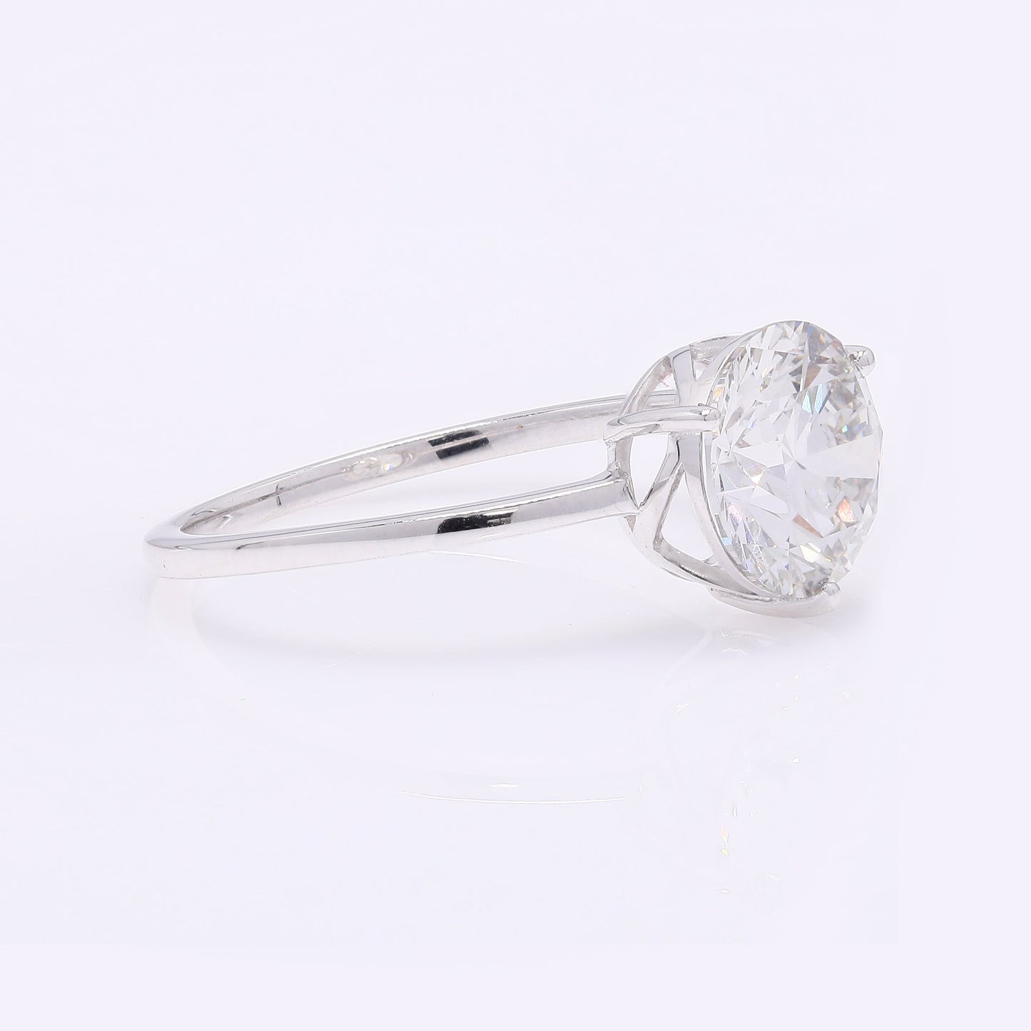 2.10 Carats Lab Grown Diamond 14K Gold Ring