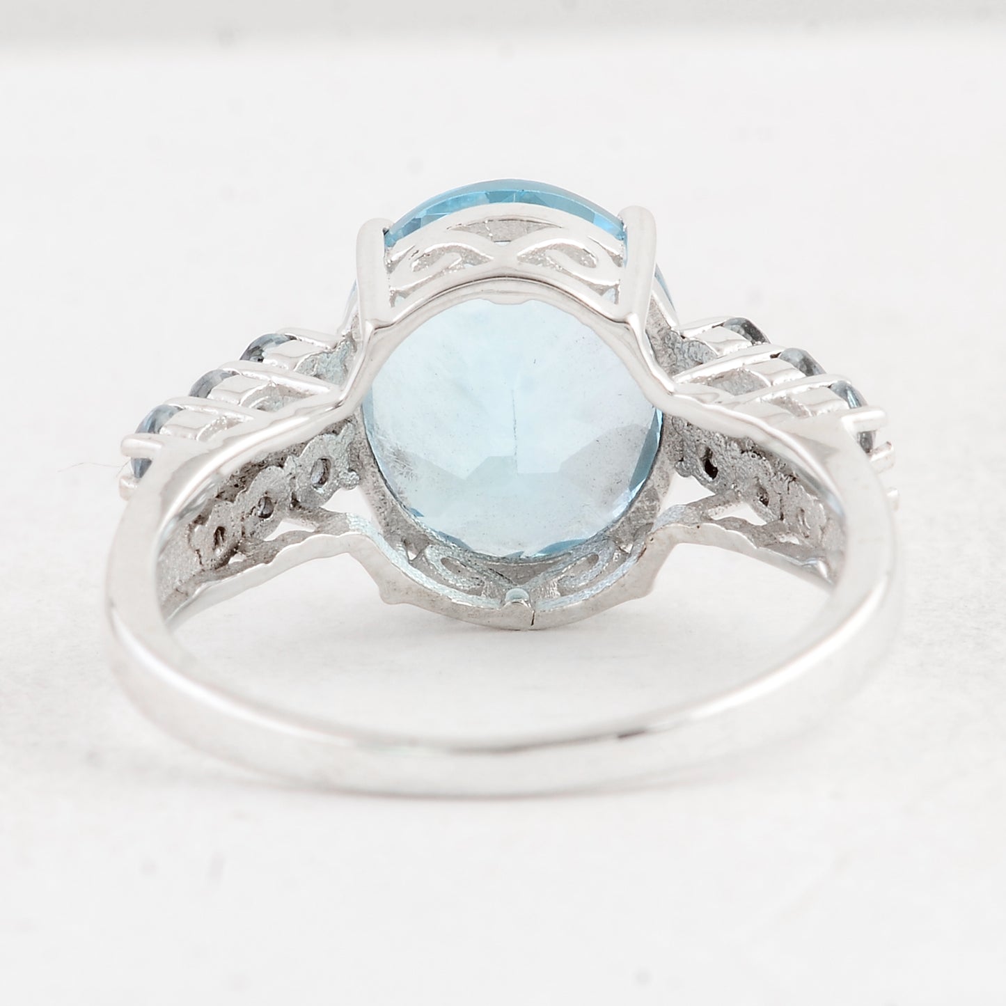 6.34 Ct Oval Swiss Blue Topaz 925 Sterling Silver Ring