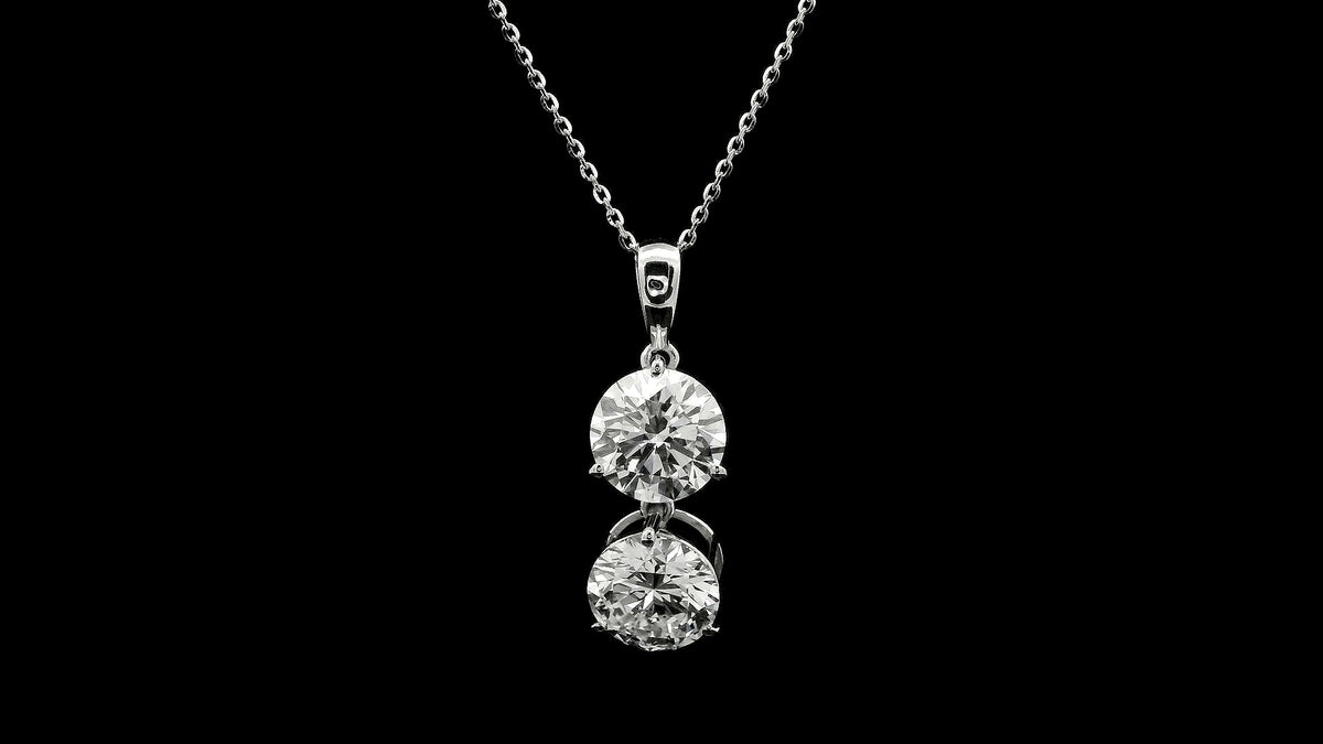 3.21 Ct Round Lab Grown Diamond 14K Gold Pendant