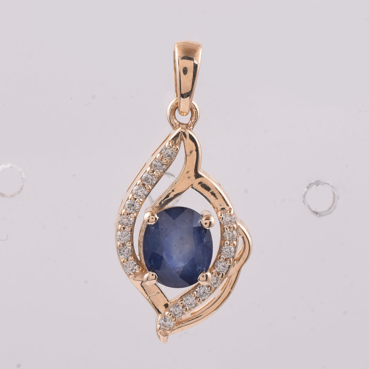 1.19 Ct Oval Natural Sapphire 14K Gold Pendant