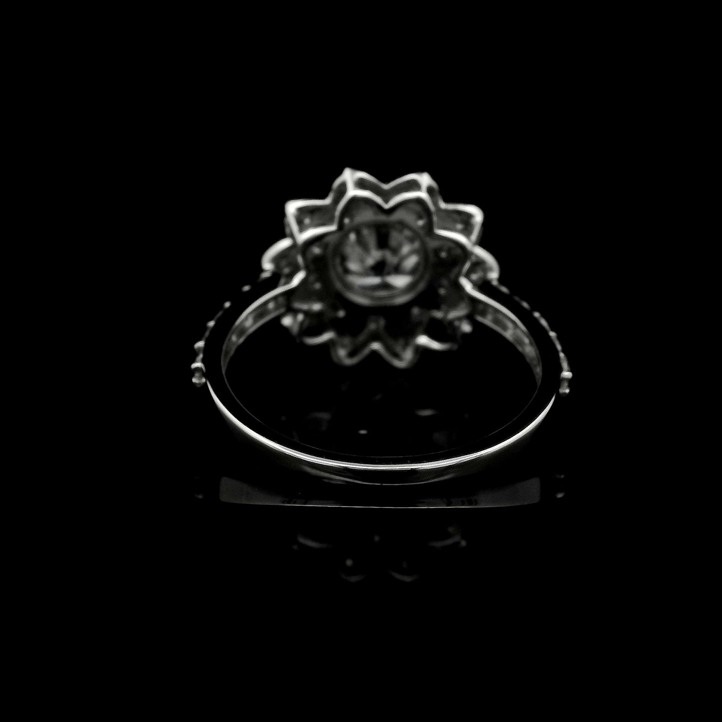 2.06 Carats Lab Grown Diamond 14K Gold Ring