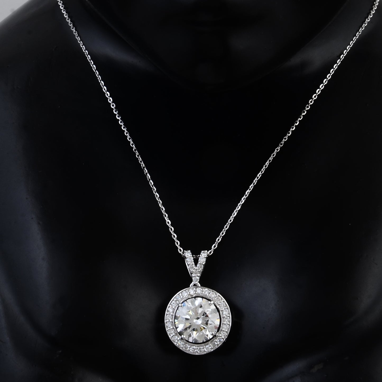 2.98 Carats Lab Grown Diamond 14K Gold Pendant