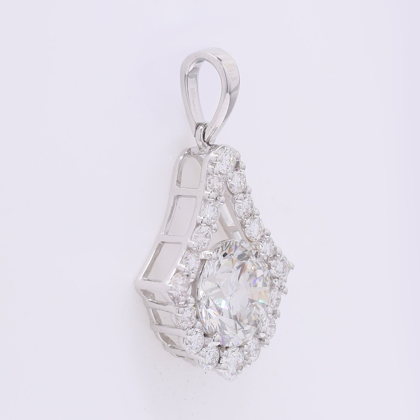 2.04 Carats Lab Grown Diamond 14K Gold Pendant