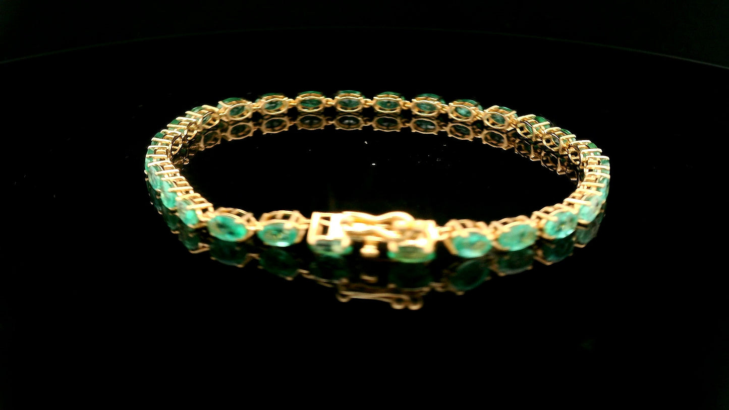 6.07 Ct Oval Emerald 14K Gold Bracelet