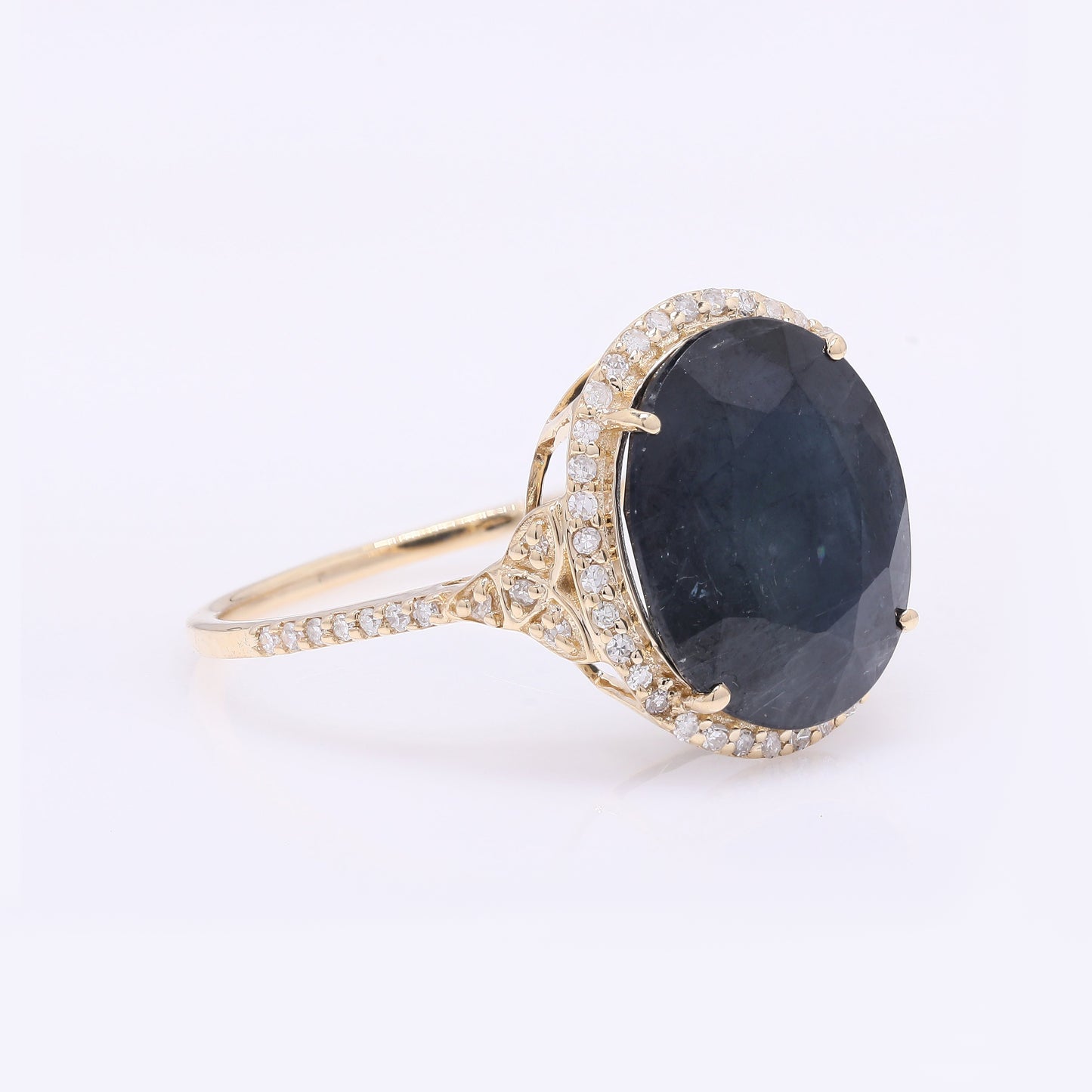 6.41 Ct Oval Mixed Cut Natural Corundum Sapphire 14K Gold Ring