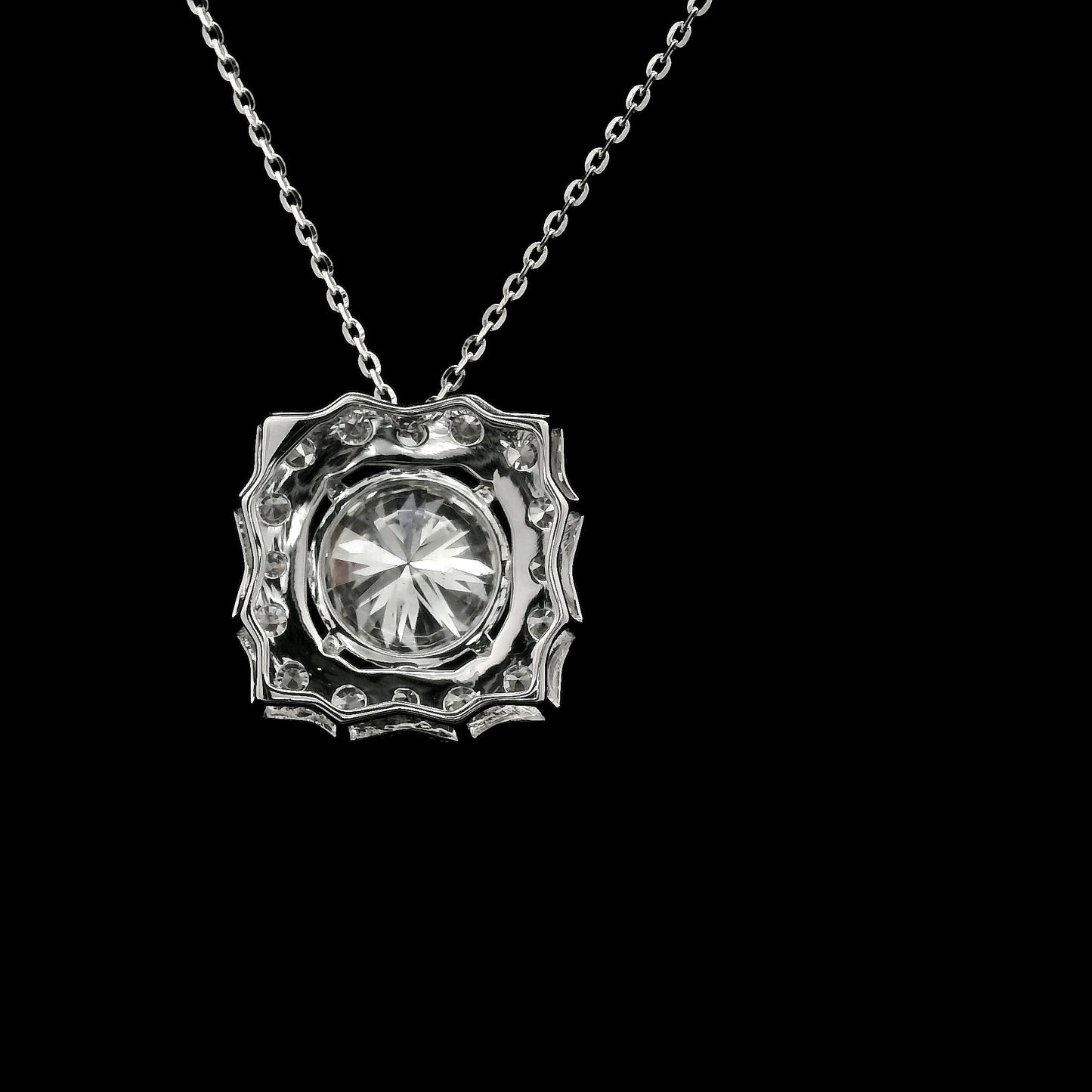 3.20 Carats Lab Grown Diamond 14K Gold Pendant